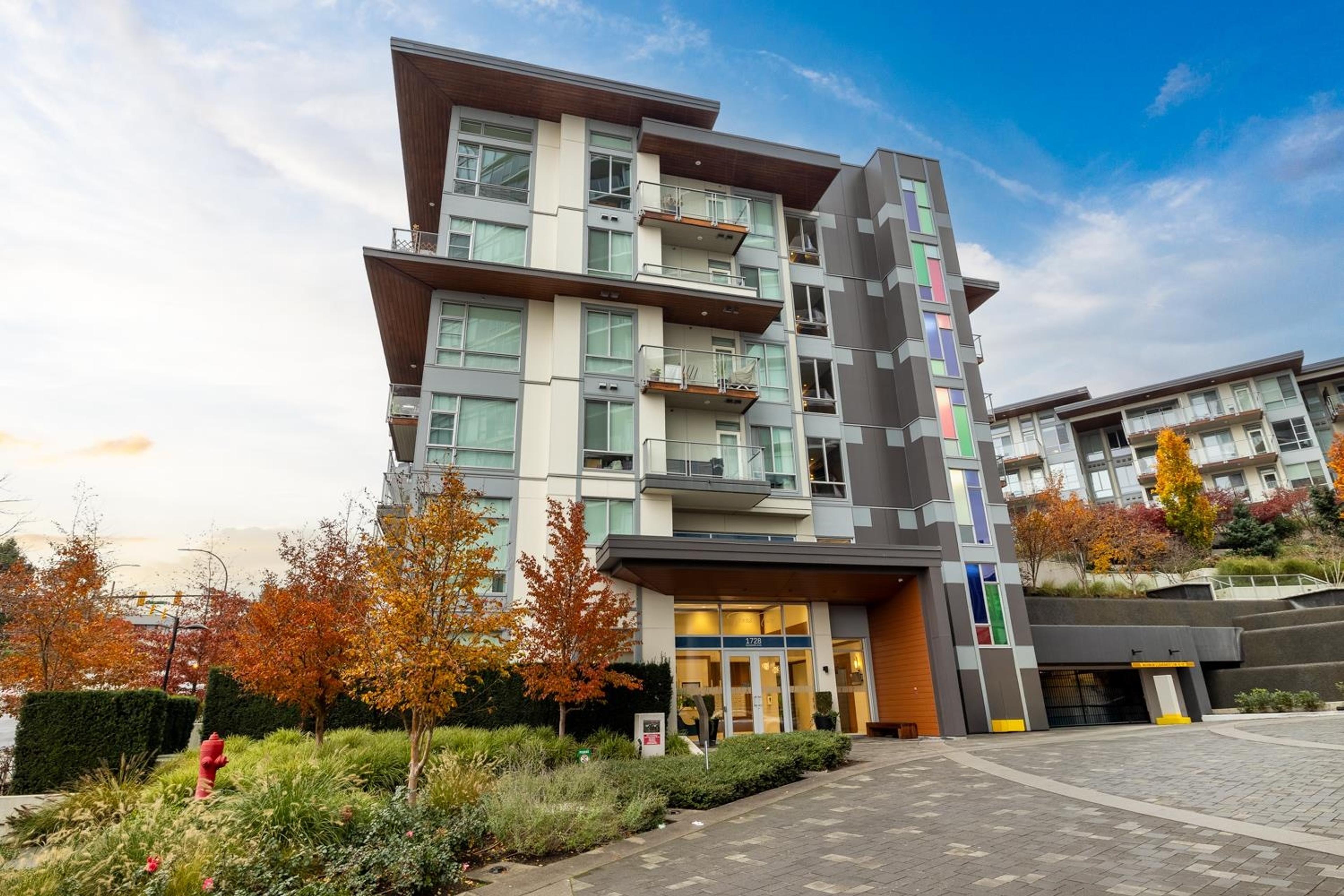 #408 1728 GILMORE AVENUE - 32