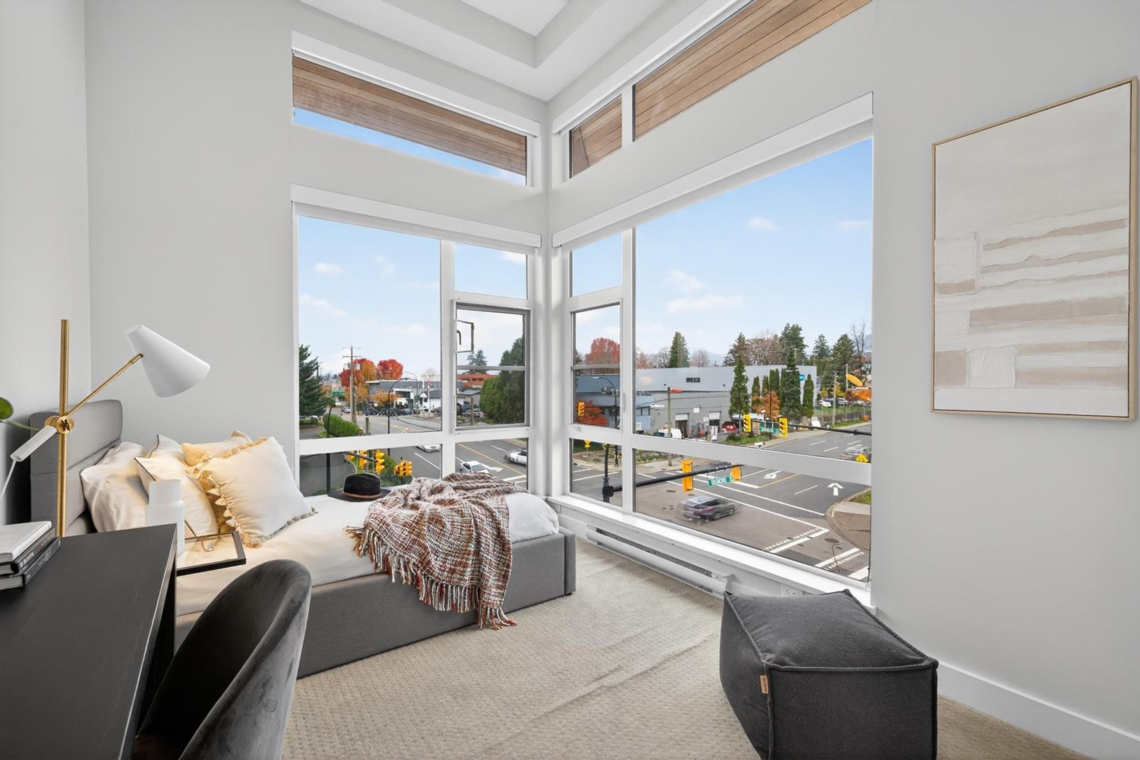 #408 1728 GILMORE AVENUE - 24