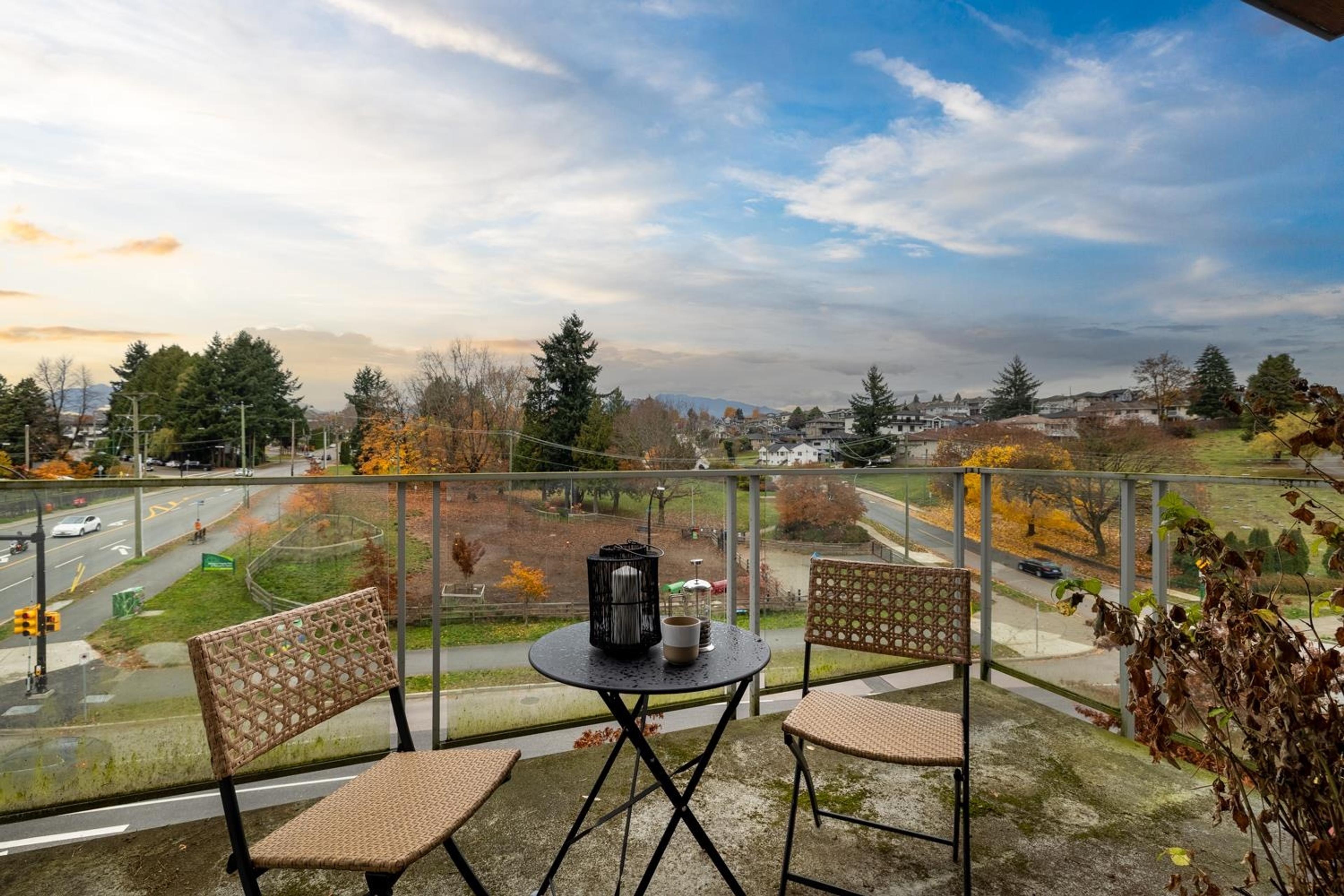 #408 1728 GILMORE AVENUE - 18