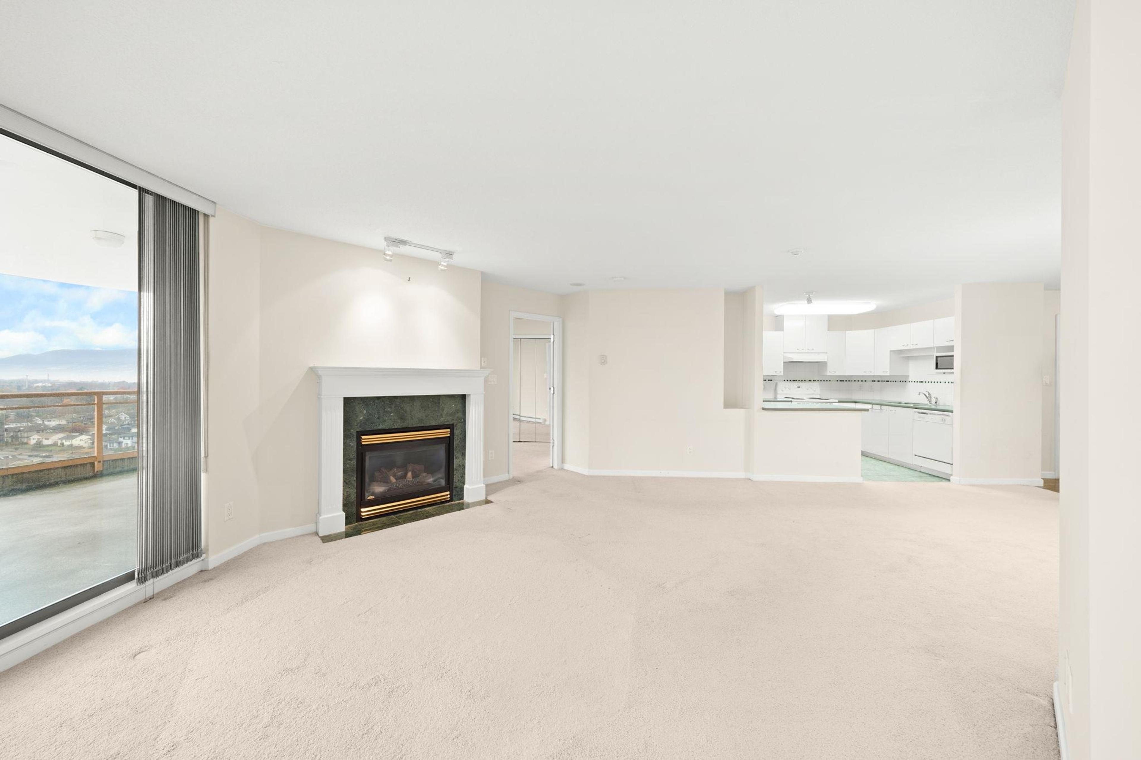 #2105 4425 HALIFAX STREET - 17