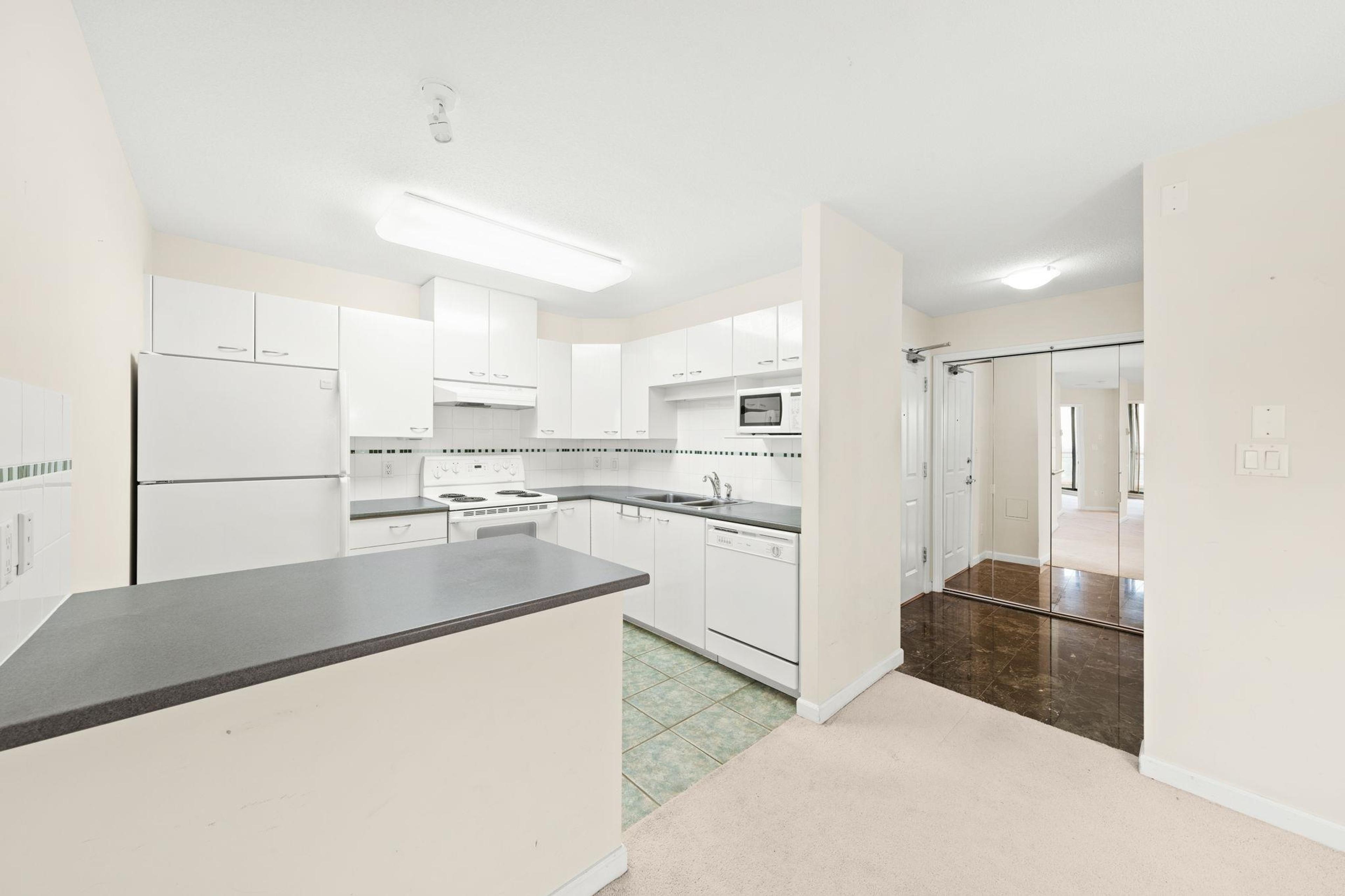 #2105 4425 HALIFAX STREET - 22