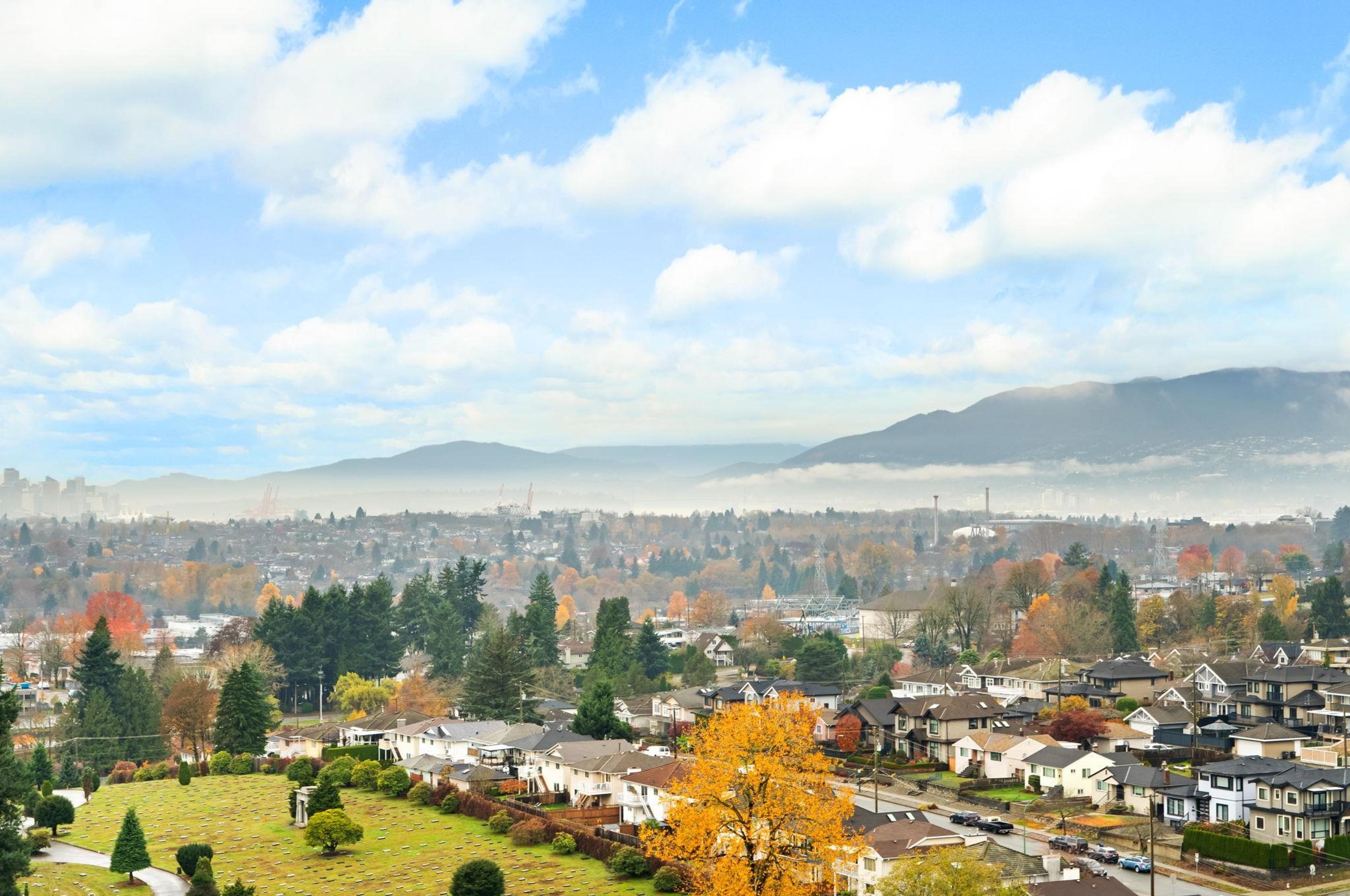 #2105 4425 HALIFAX STREET - 32