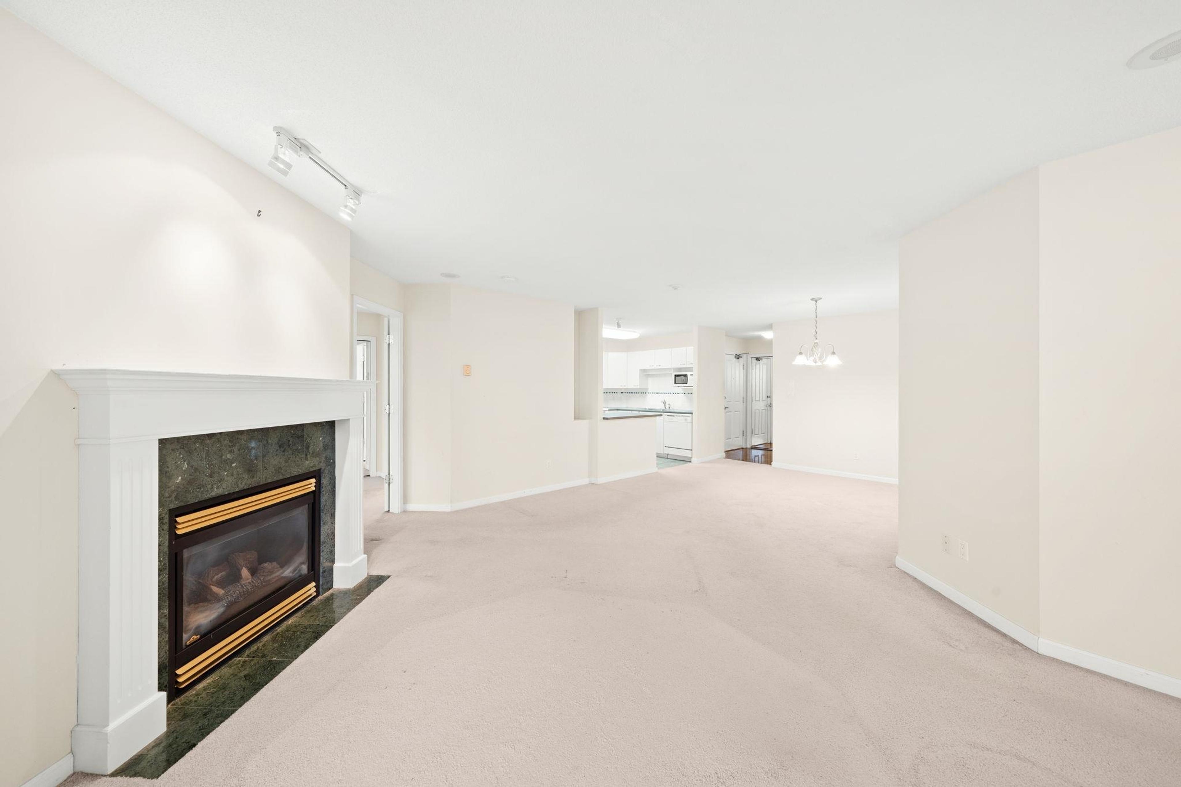 #2105 4425 HALIFAX STREET - 18