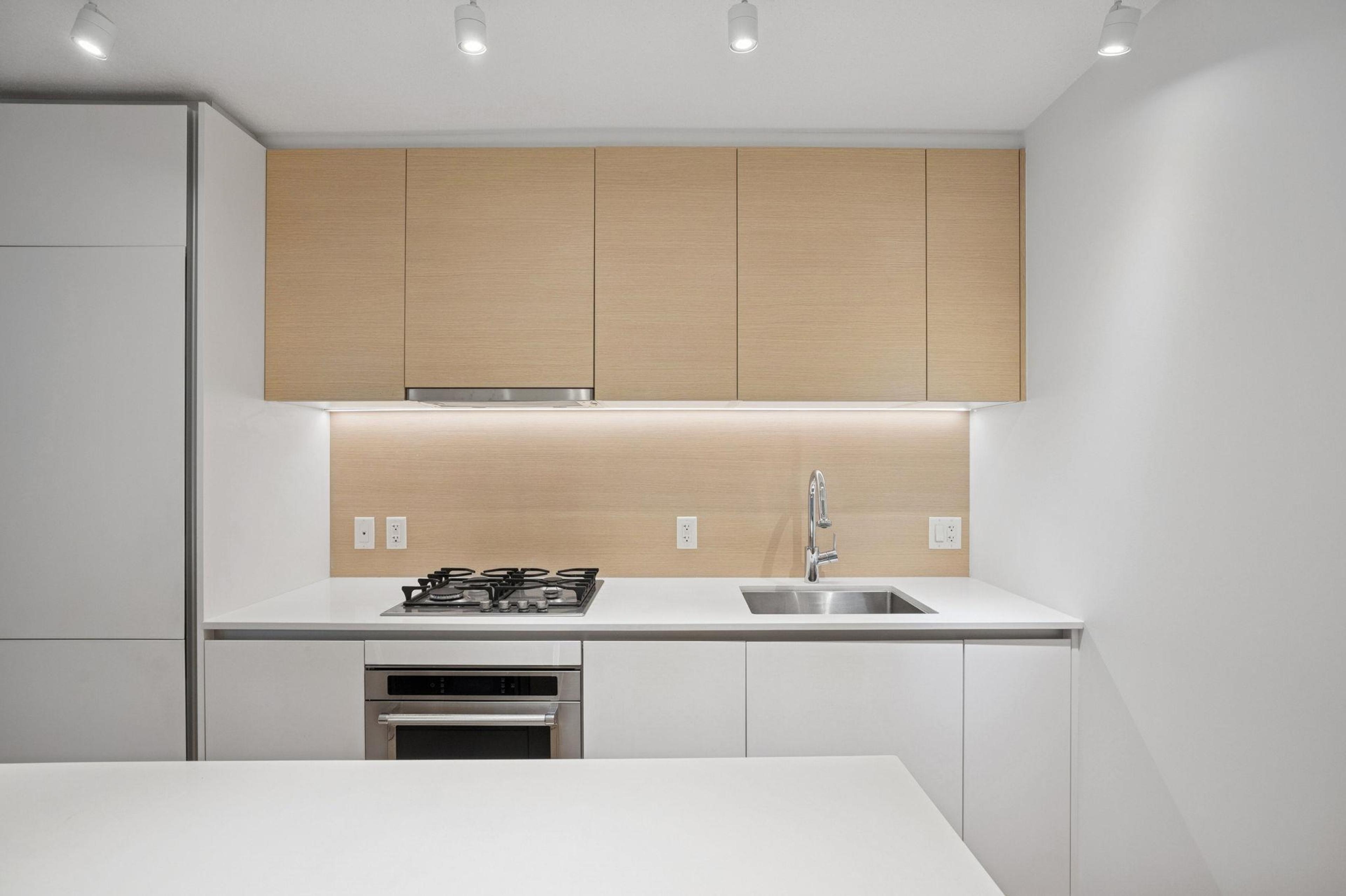 #2607 908 QUAYSIDE DRIVE - 13