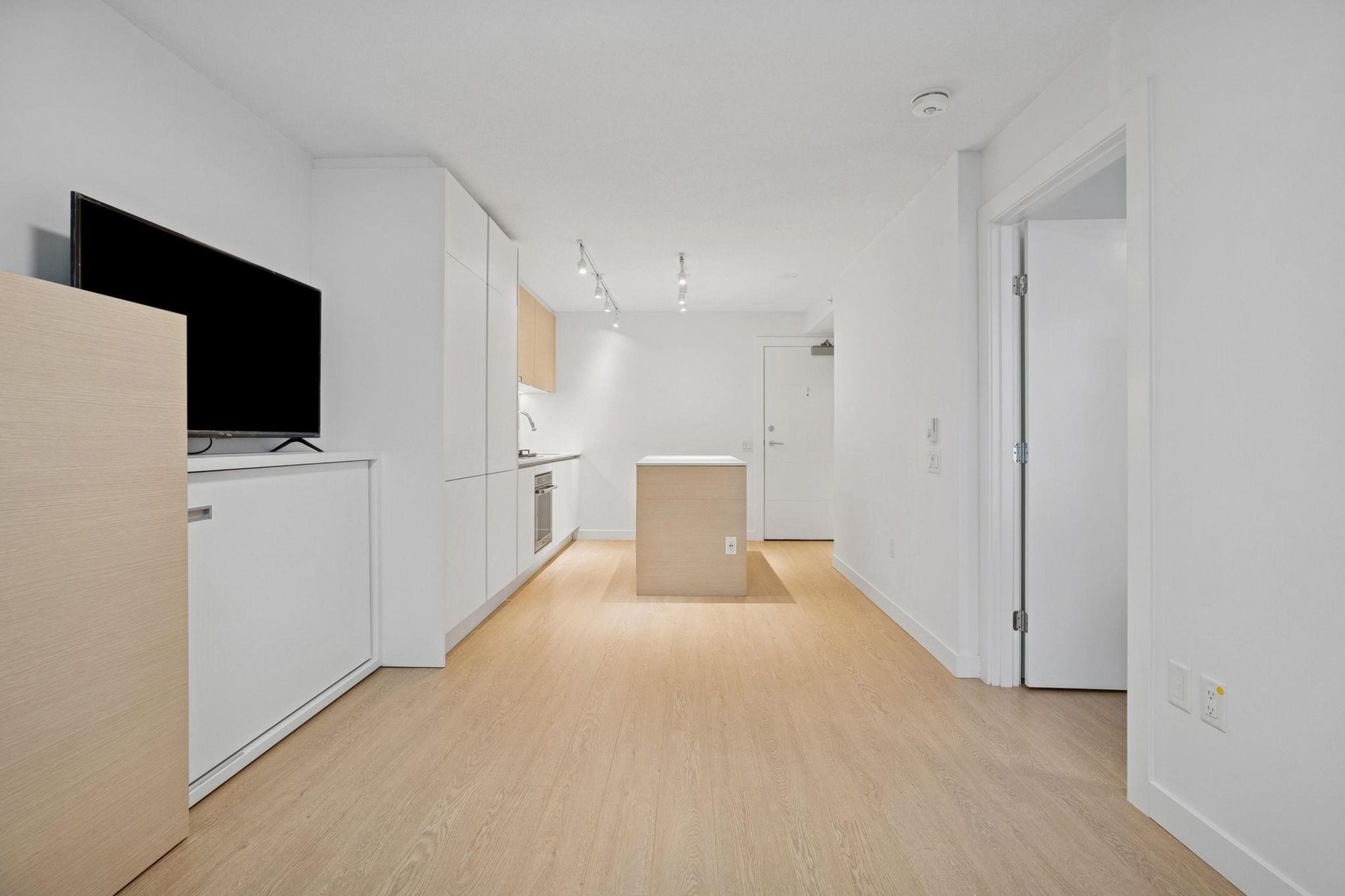 #2607 908 QUAYSIDE DRIVE - 8