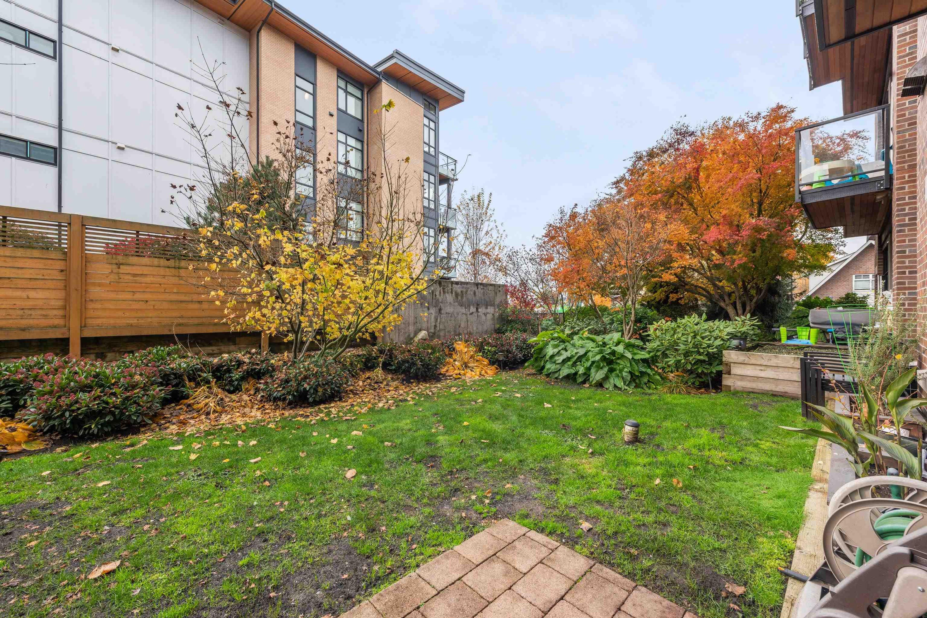 #116 262 SALTER STREET - 21