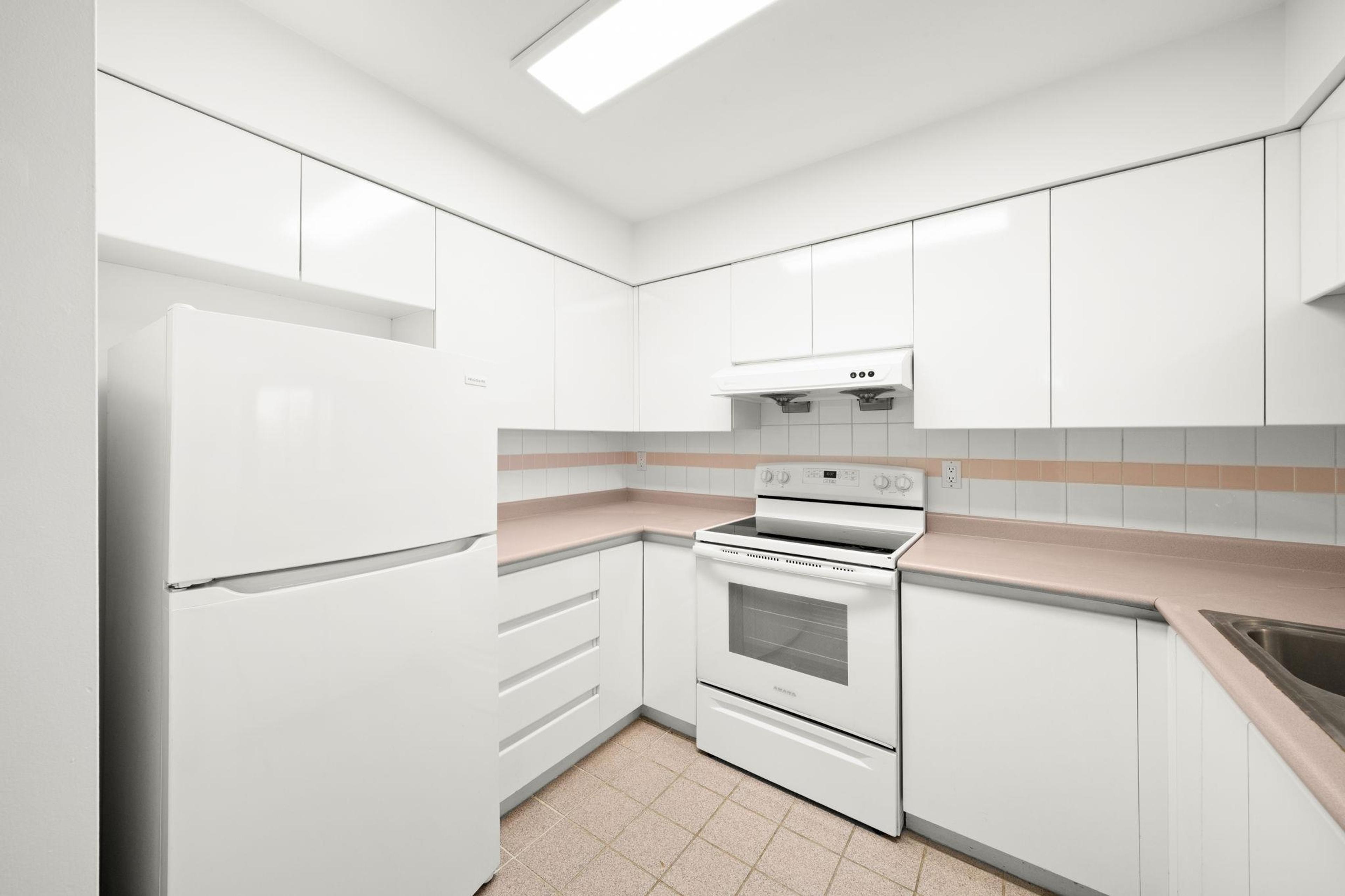 #1101 9623 MANCHESTER DRIVE - 15