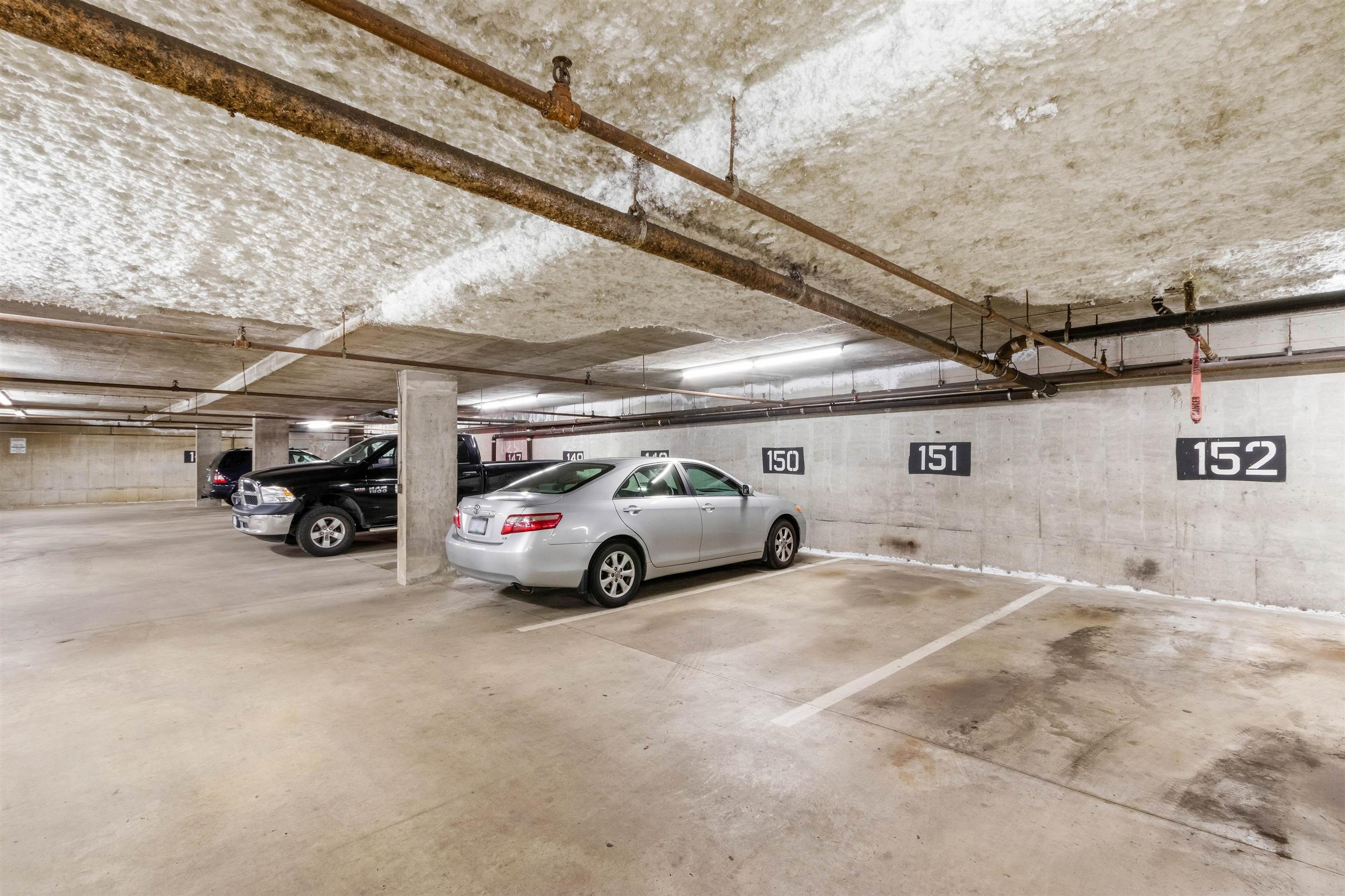 #324 4373 HALIFAX STREET - 19