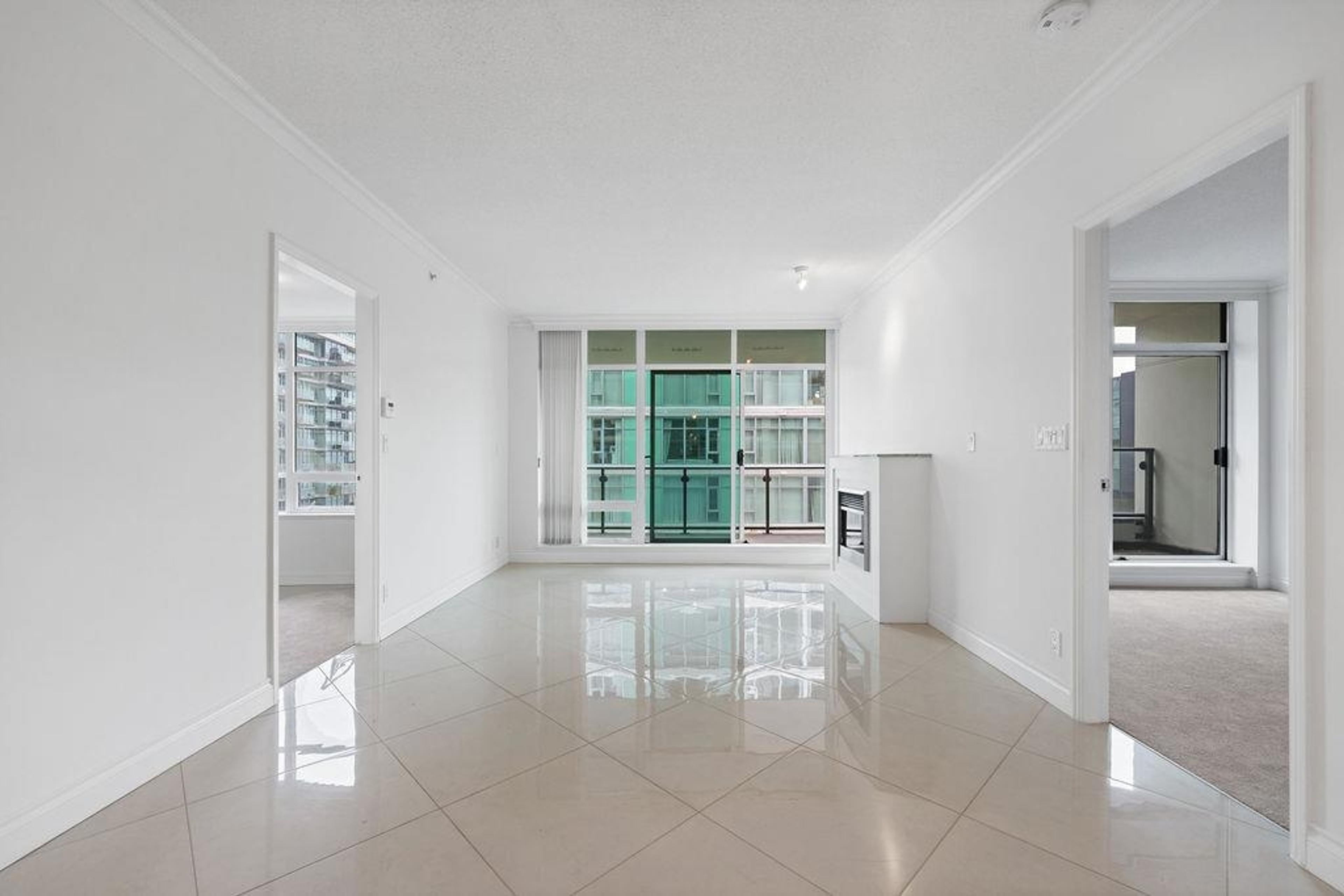 #403 162 VICTORY SHIP WAY - 5