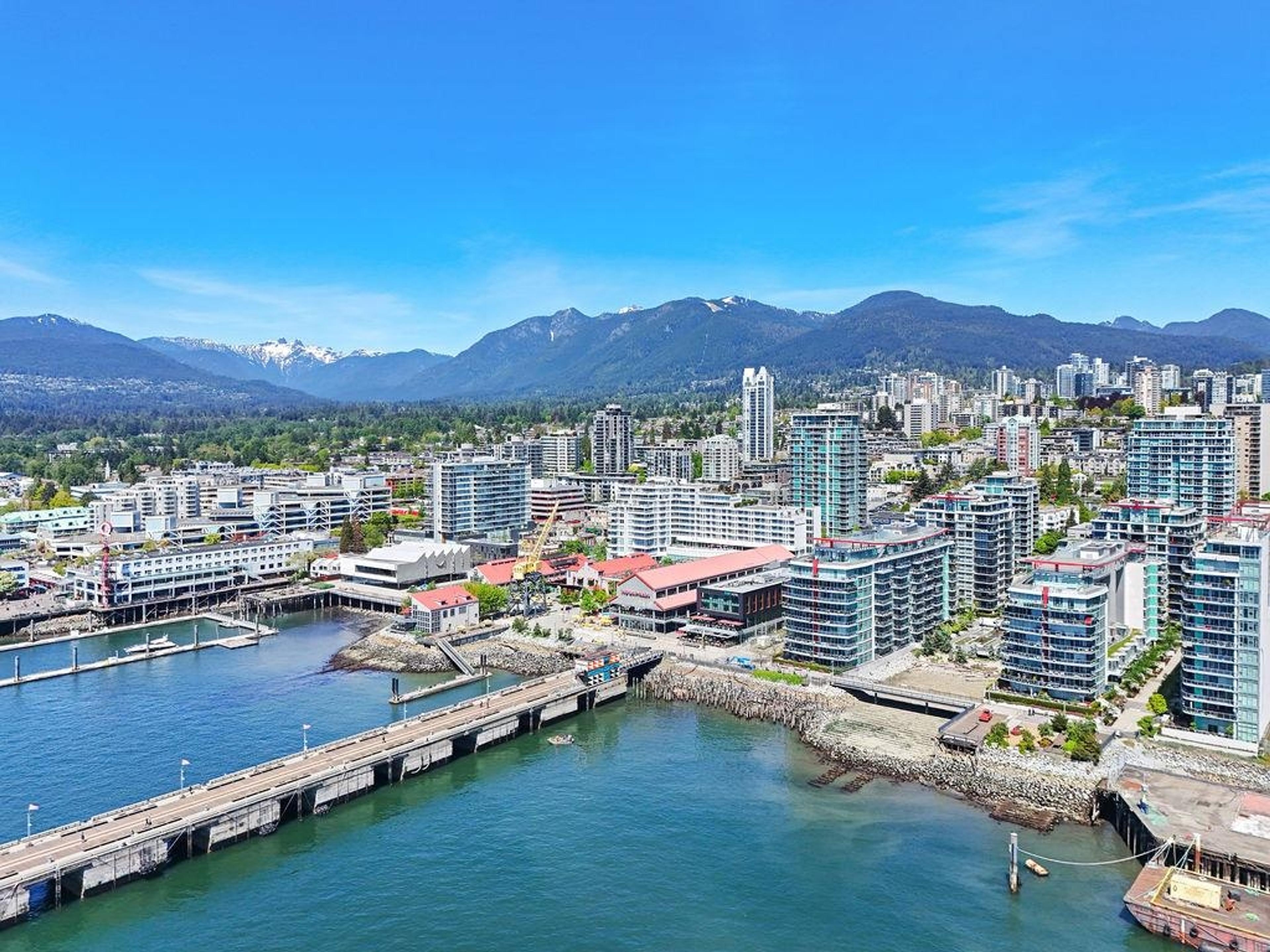 #403 162 VICTORY SHIP WAY - 40