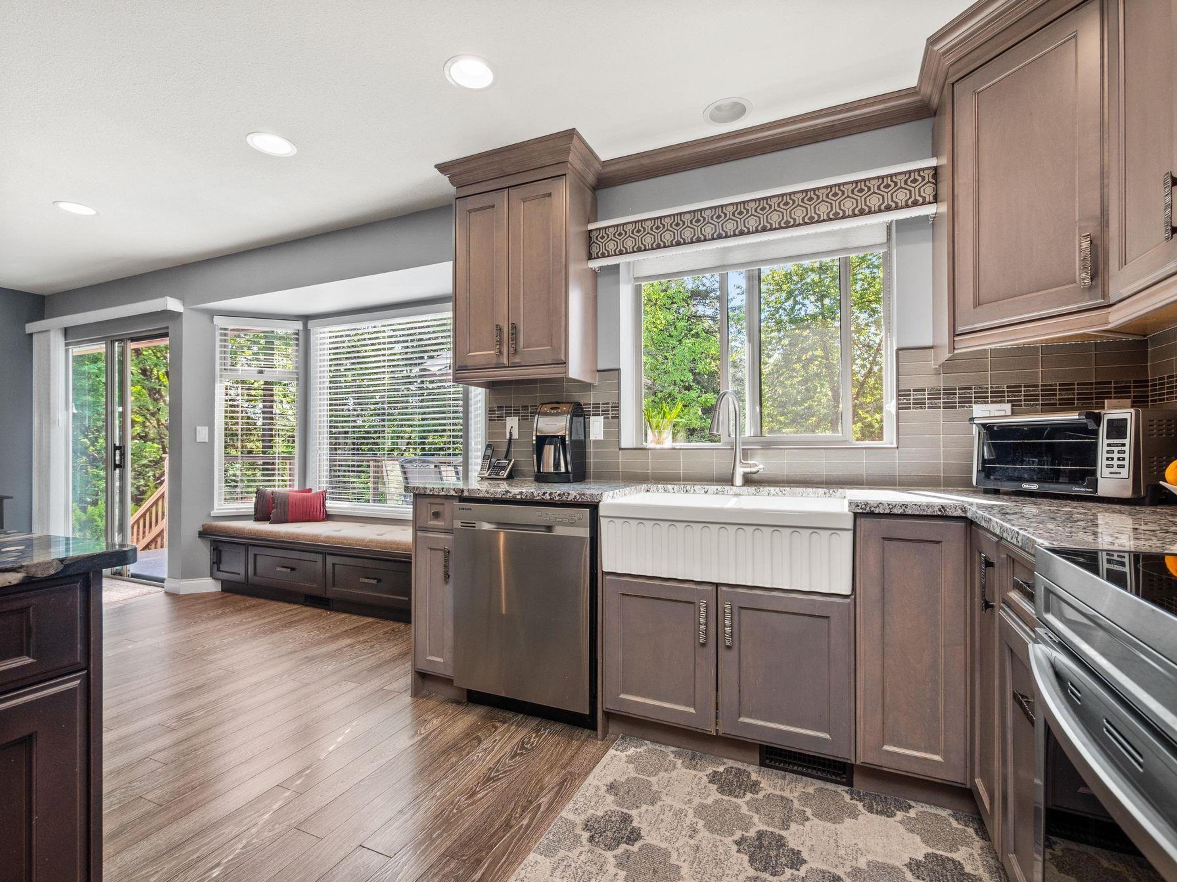 7937 BURDOCK STREET - 13