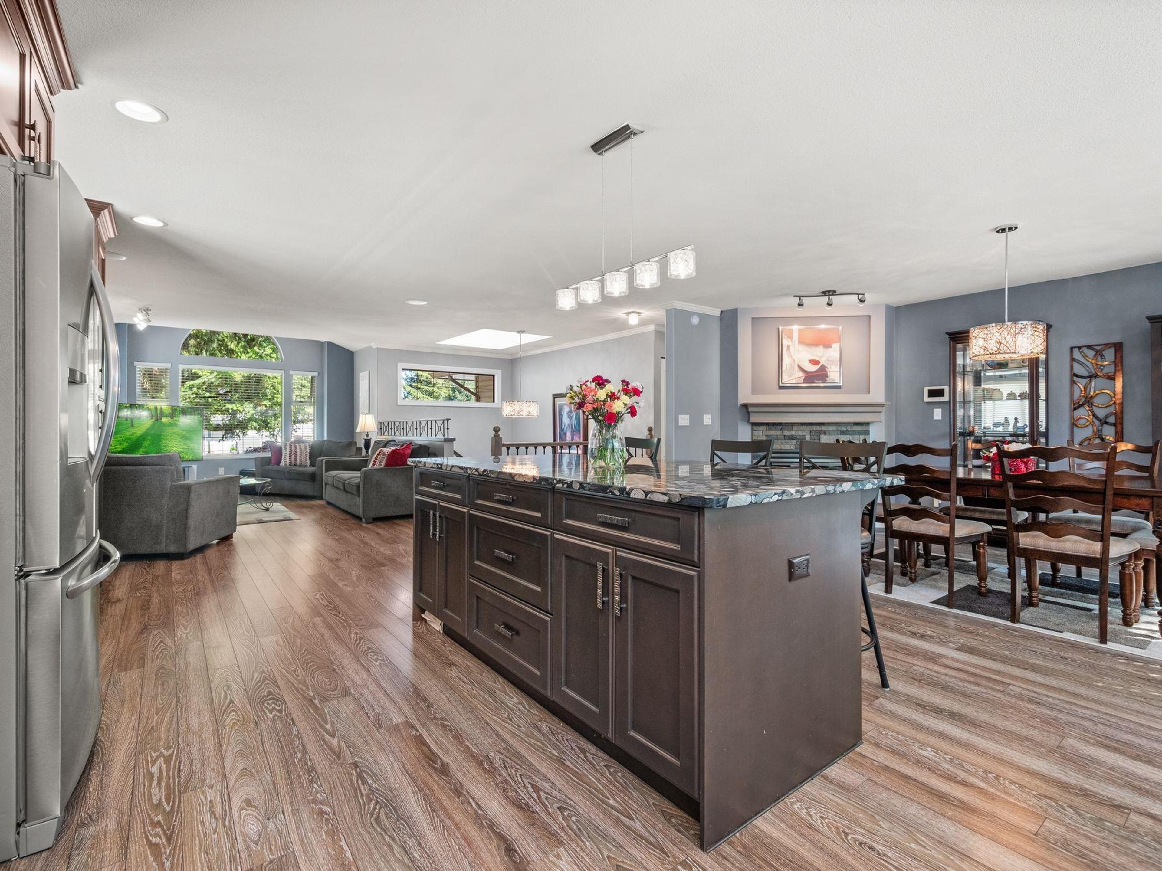 7937 BURDOCK STREET - 12