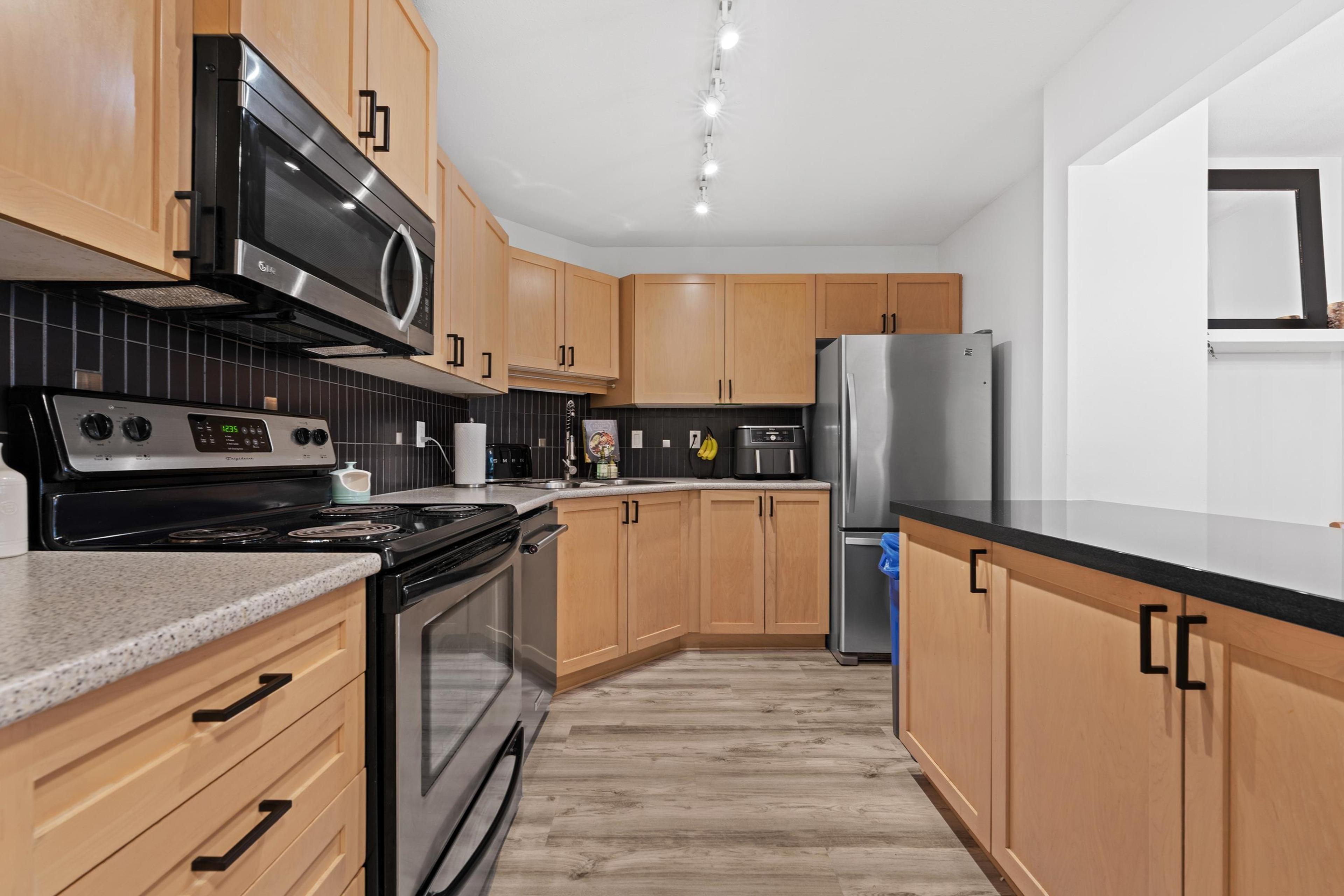 #106 32725 GEORGE FERGUSON WAY - 7