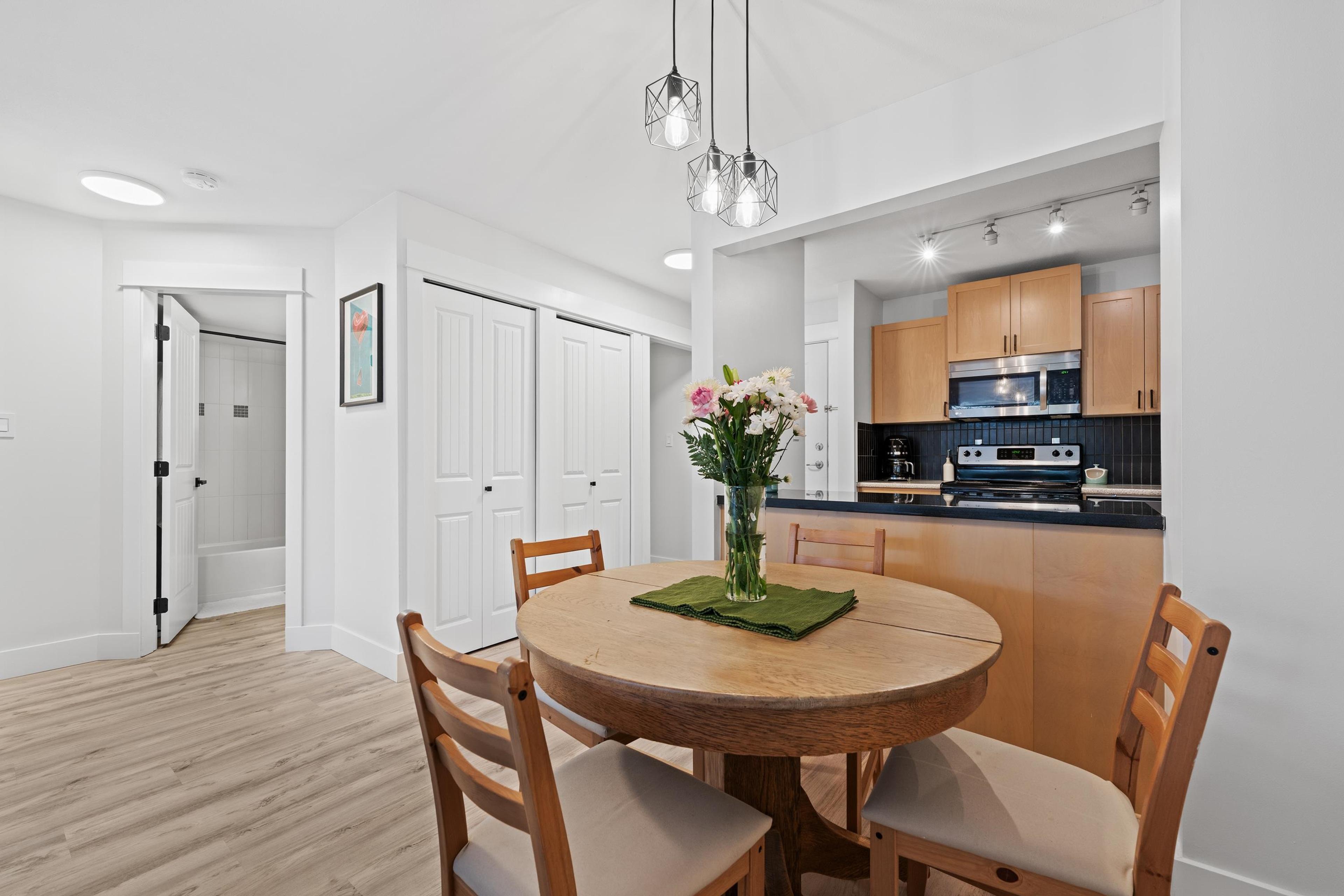 #106 32725 GEORGE FERGUSON WAY - 10