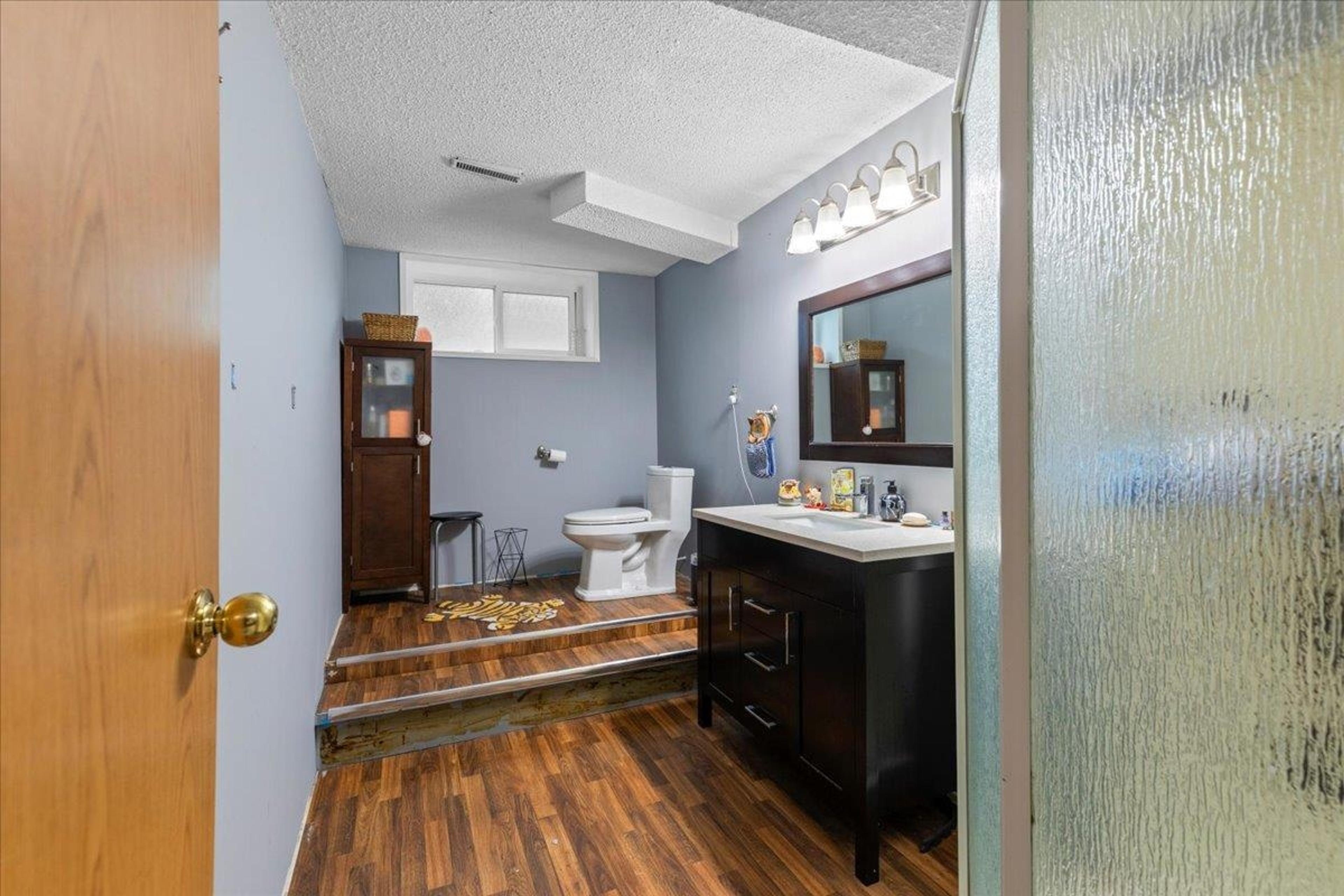 32983 WHIDDEN AVENUE - 33