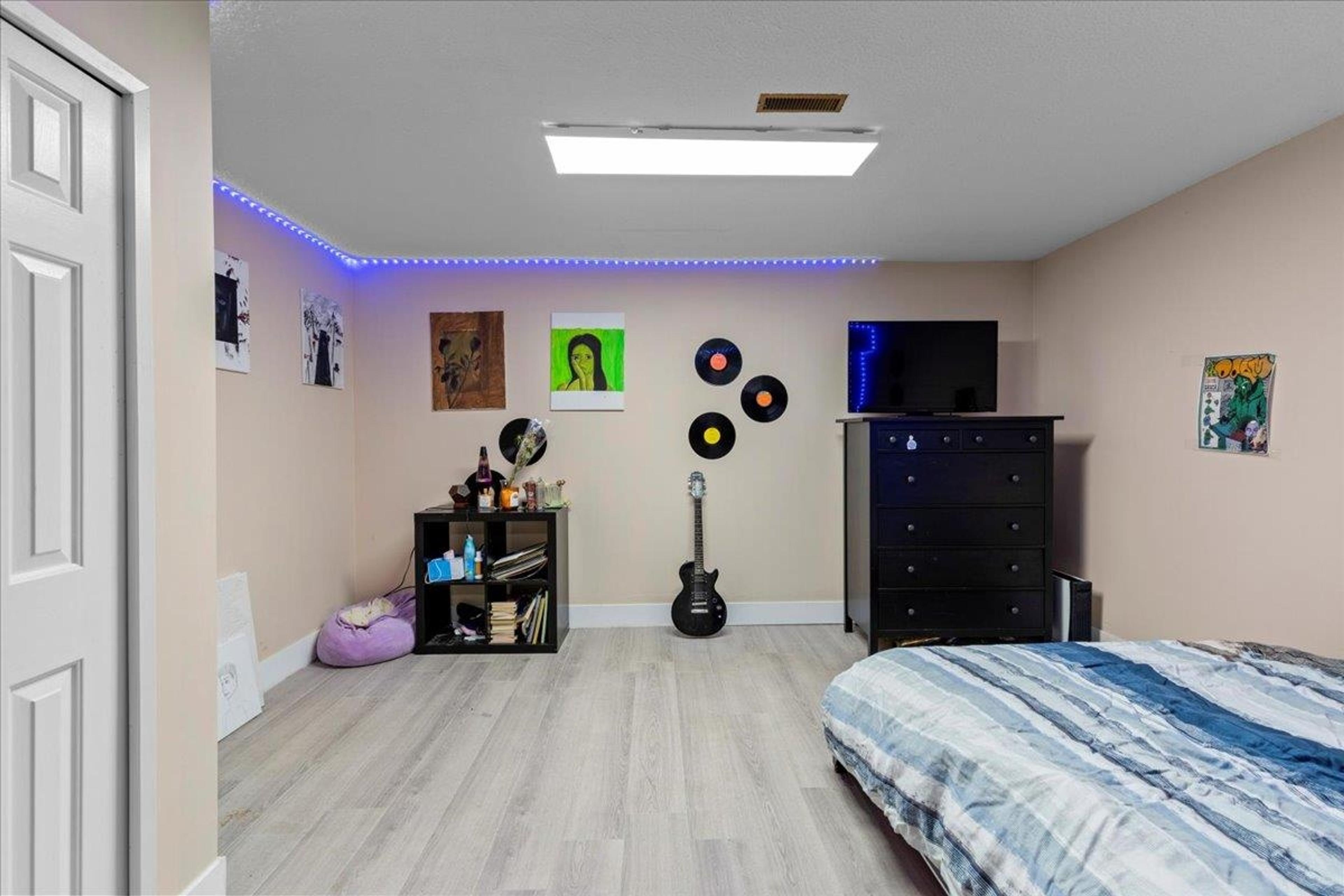 32983 WHIDDEN AVENUE - 31