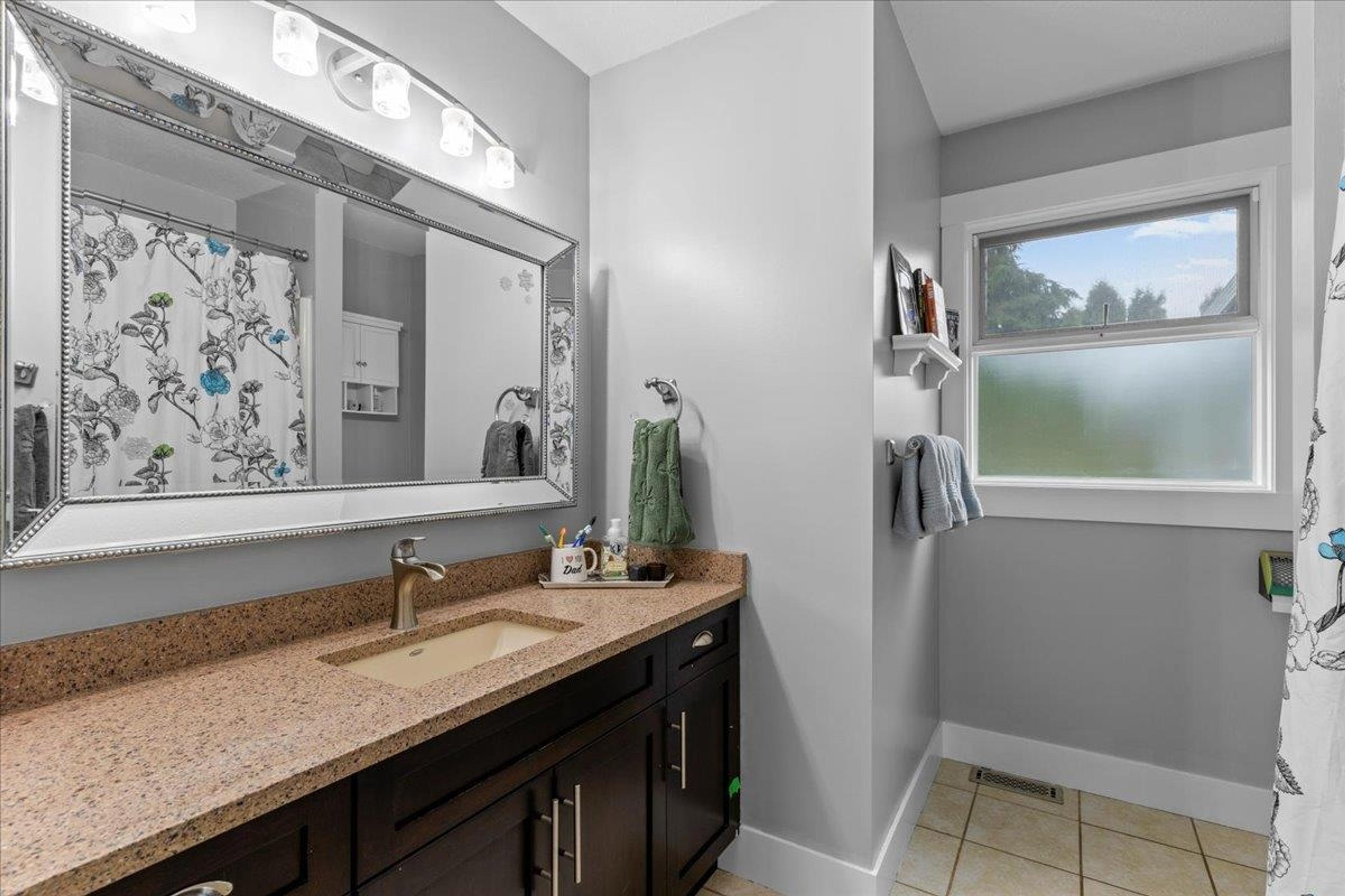 32983 WHIDDEN AVENUE - 25