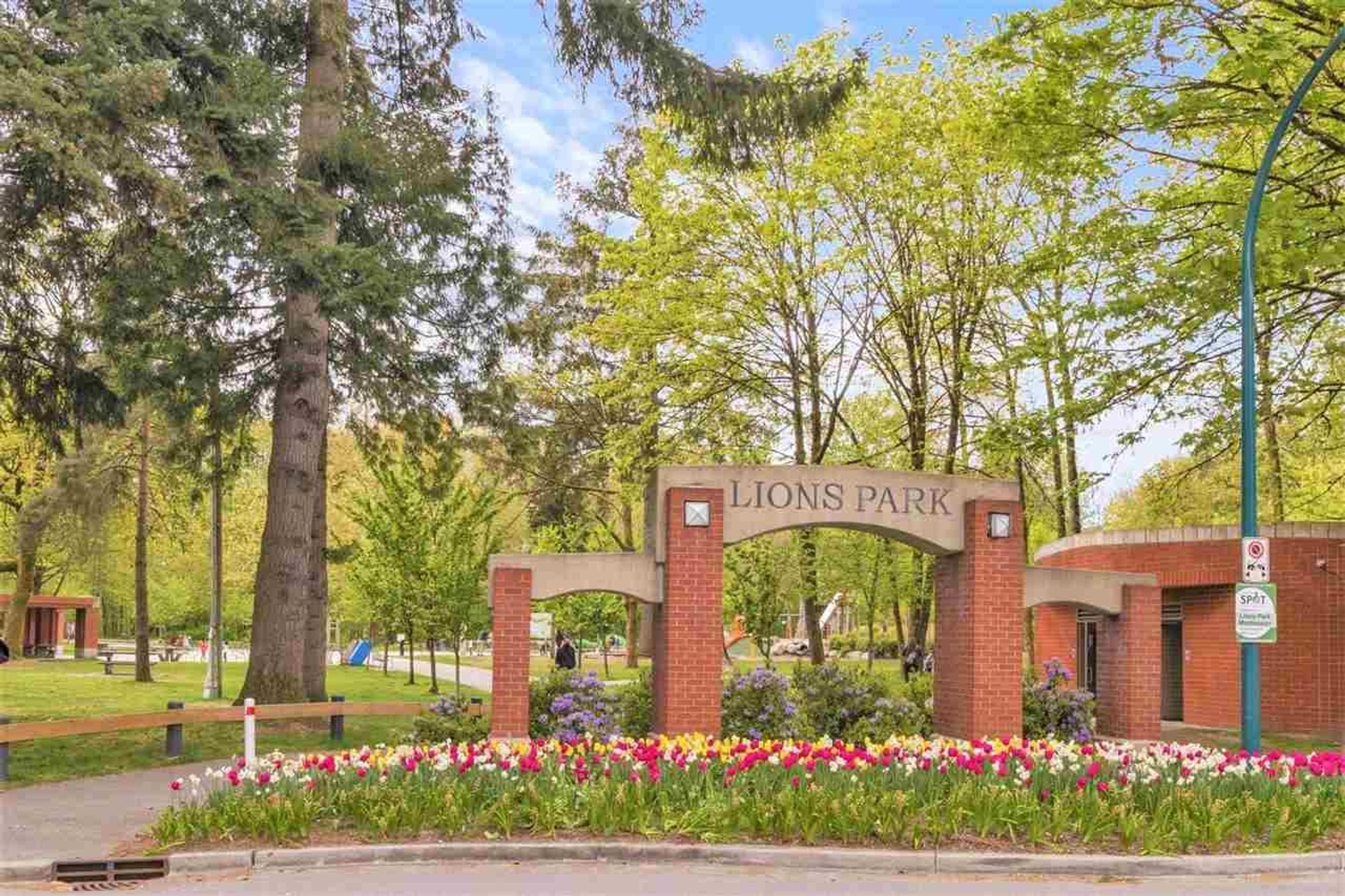 #708 2789 SHAUGHNESSY STREET - 30