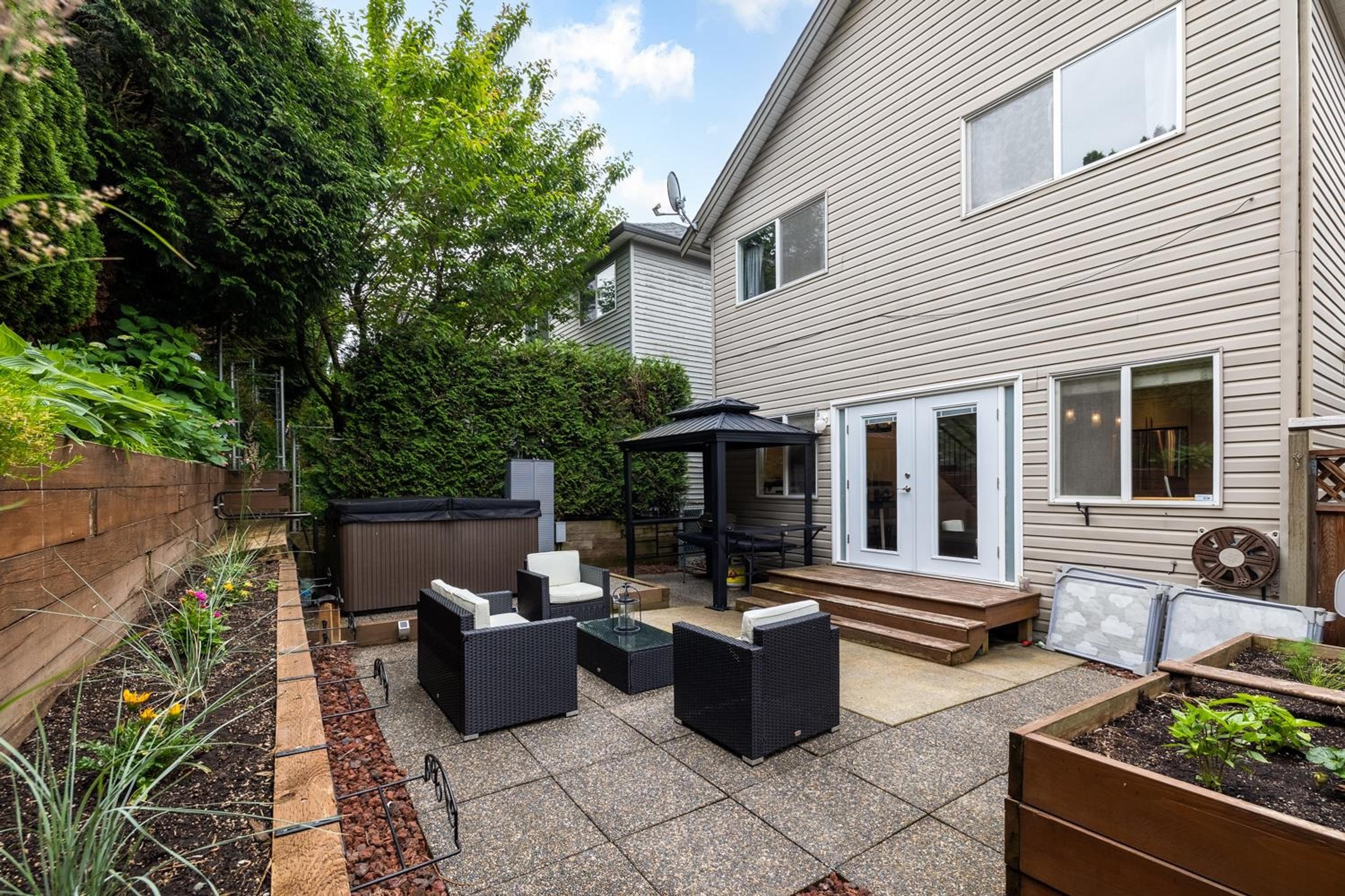 #102 8888 216 STREET - 11