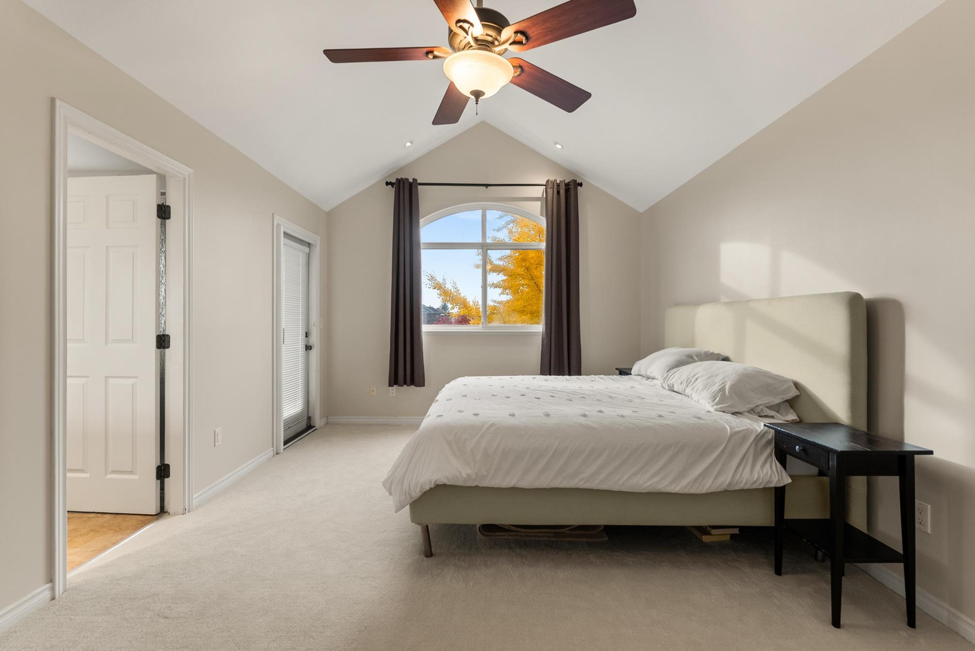 3880 GARRY STREET - 13