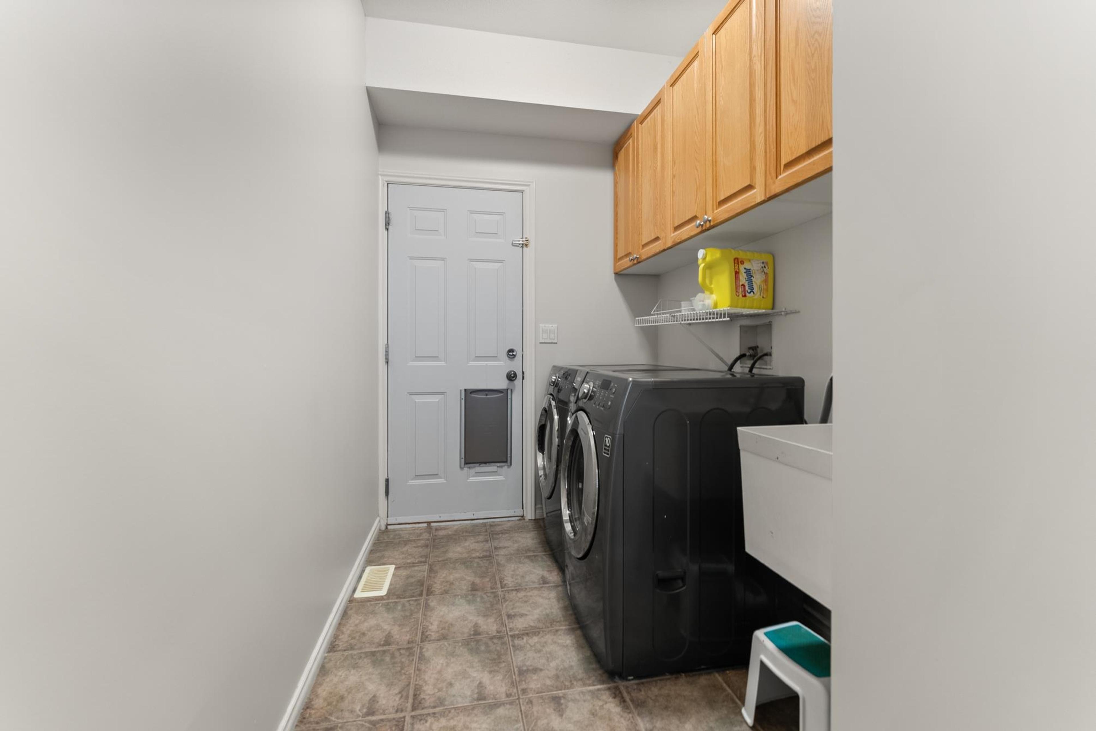 3880 GARRY STREET - 28