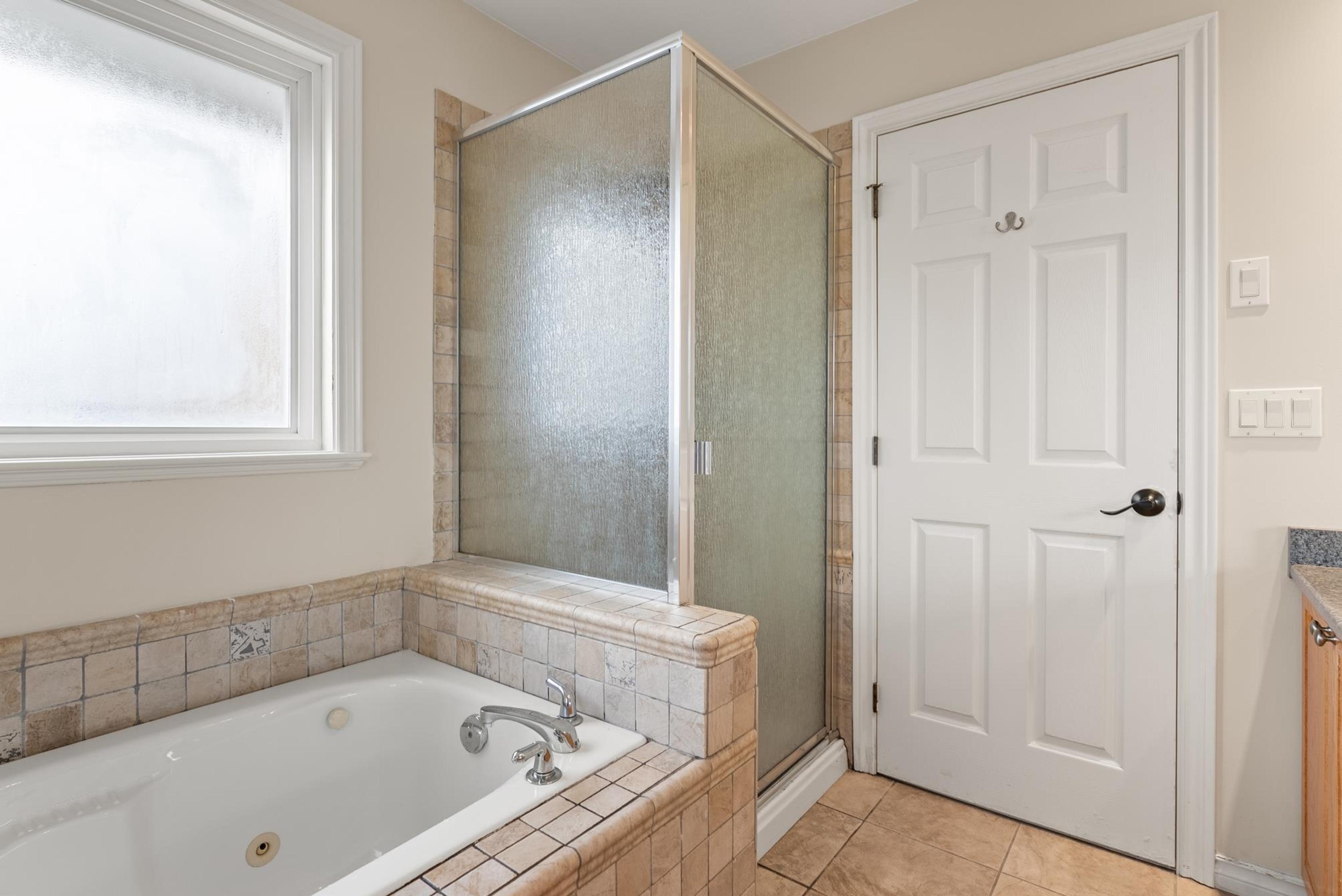 3880 GARRY STREET - 20