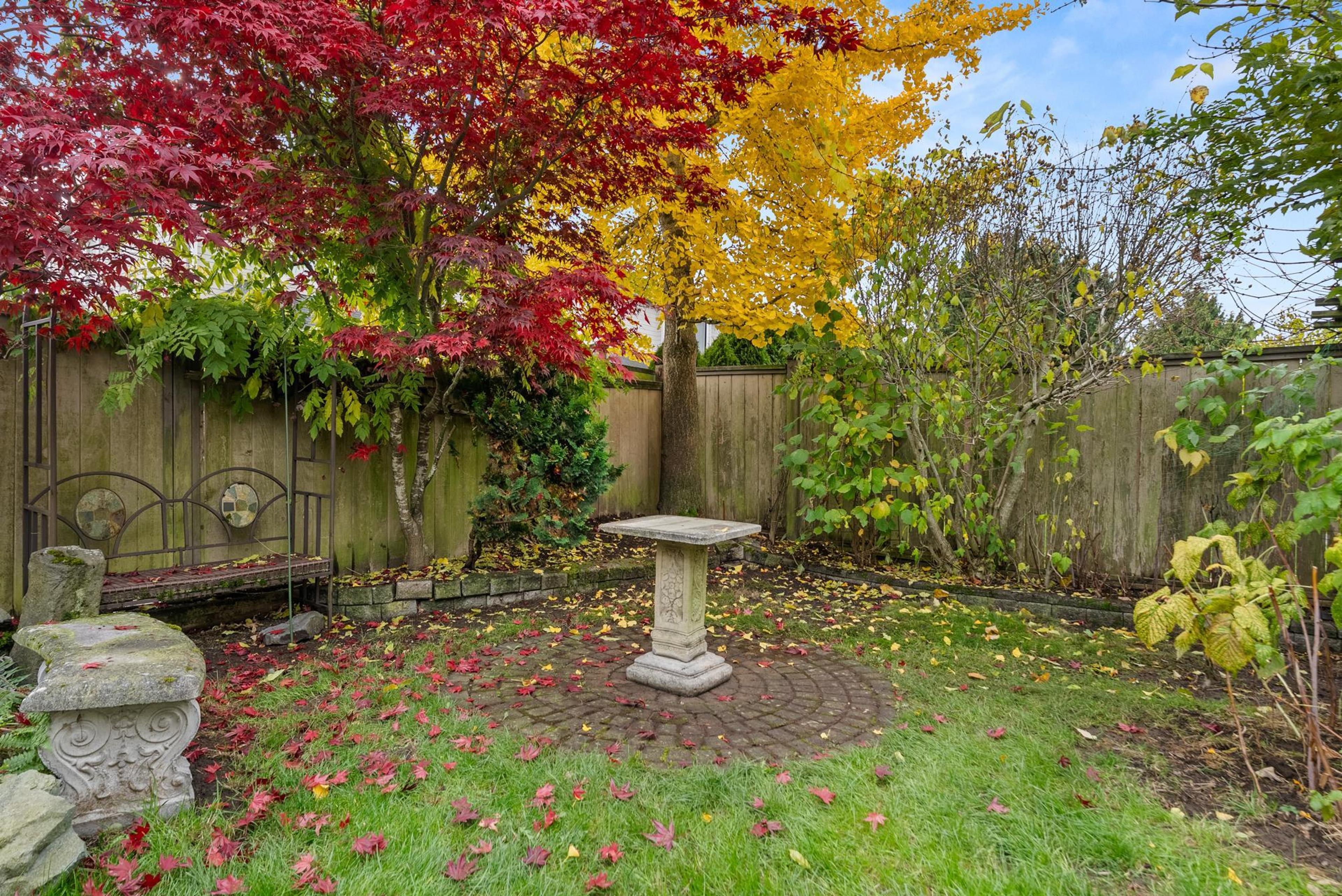 3880 GARRY STREET - 35