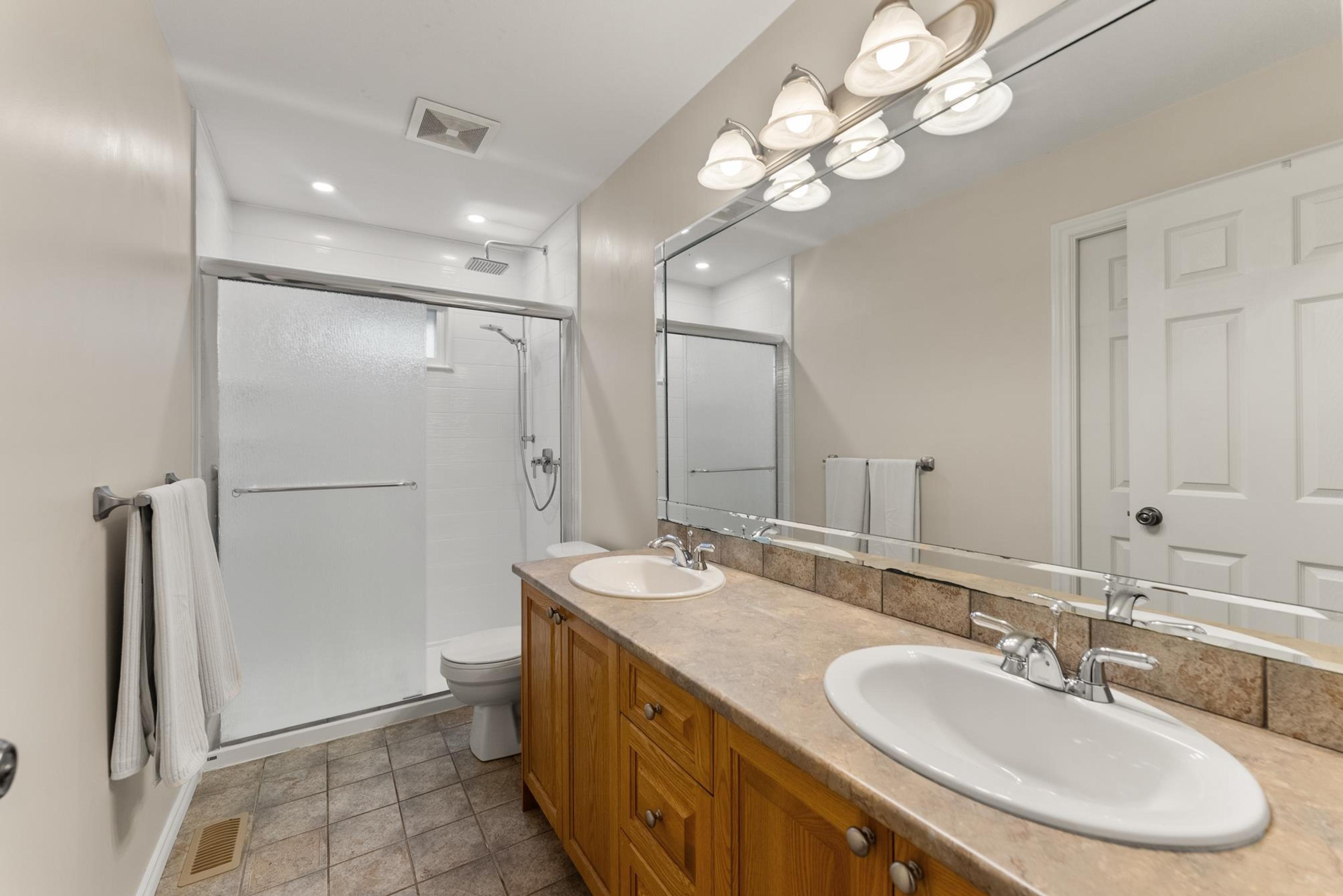 3880 GARRY STREET - 25