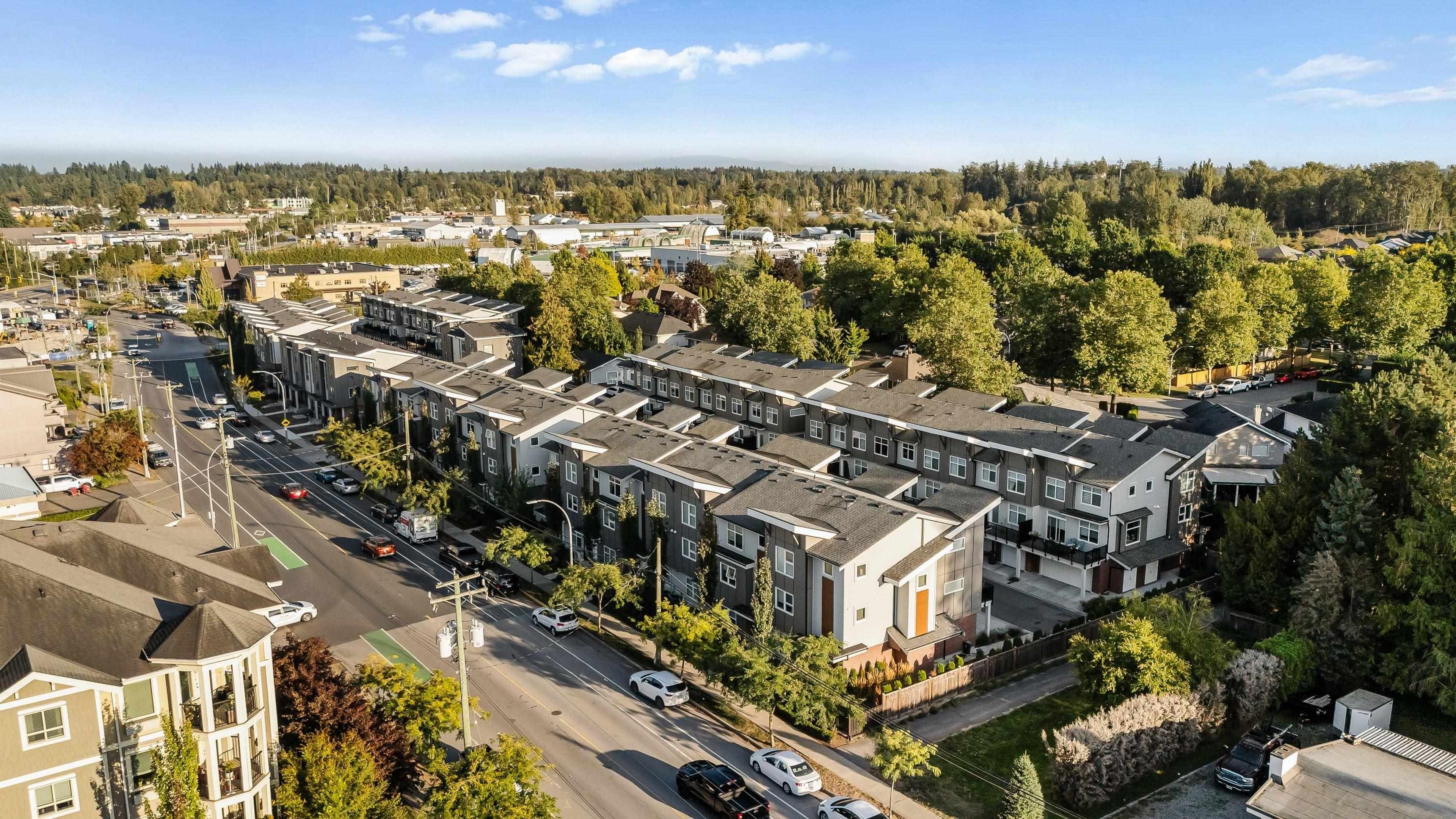 #17 22334 48 AVENUE - 28