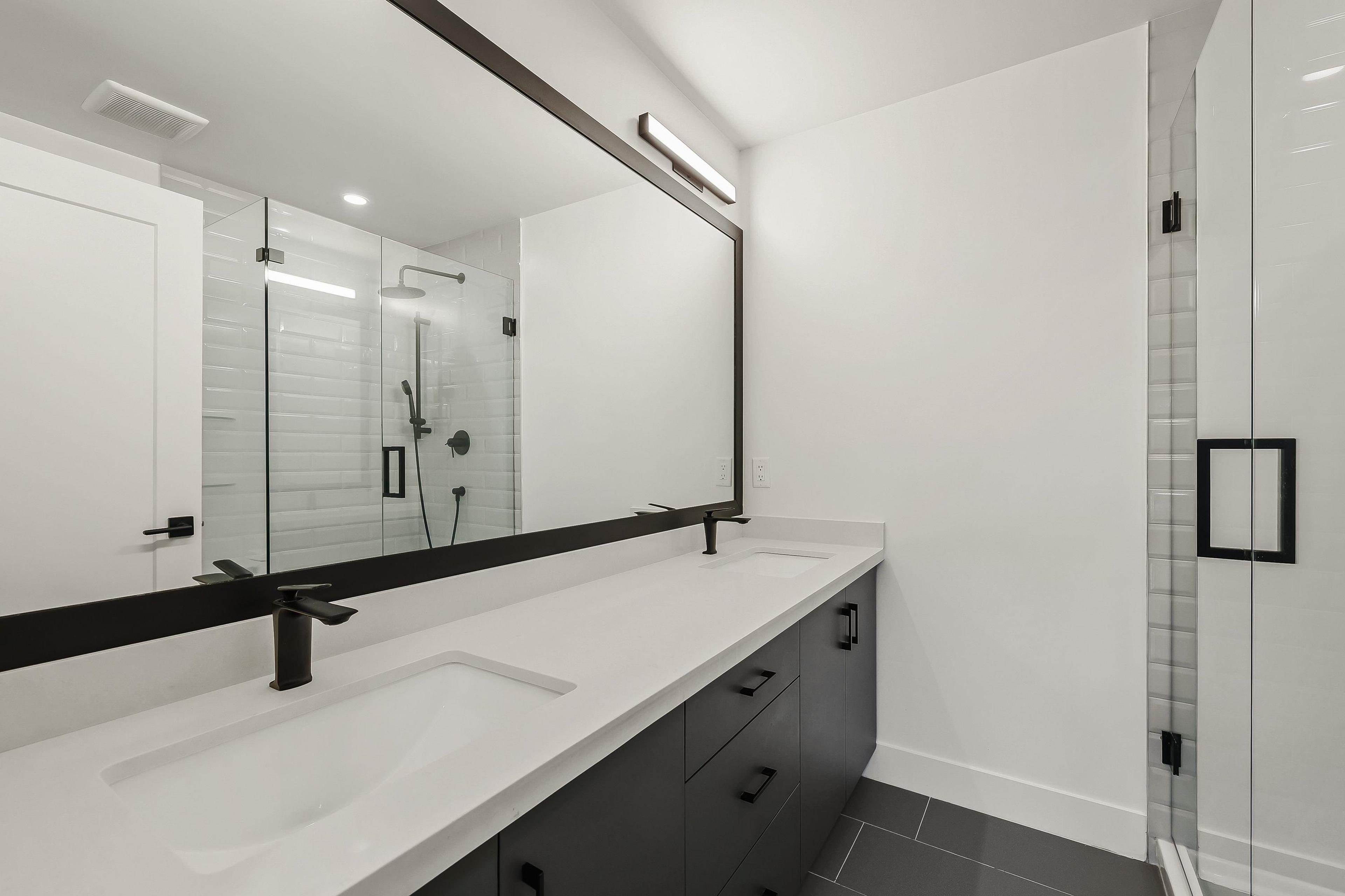 #17 22334 48 AVENUE - 24