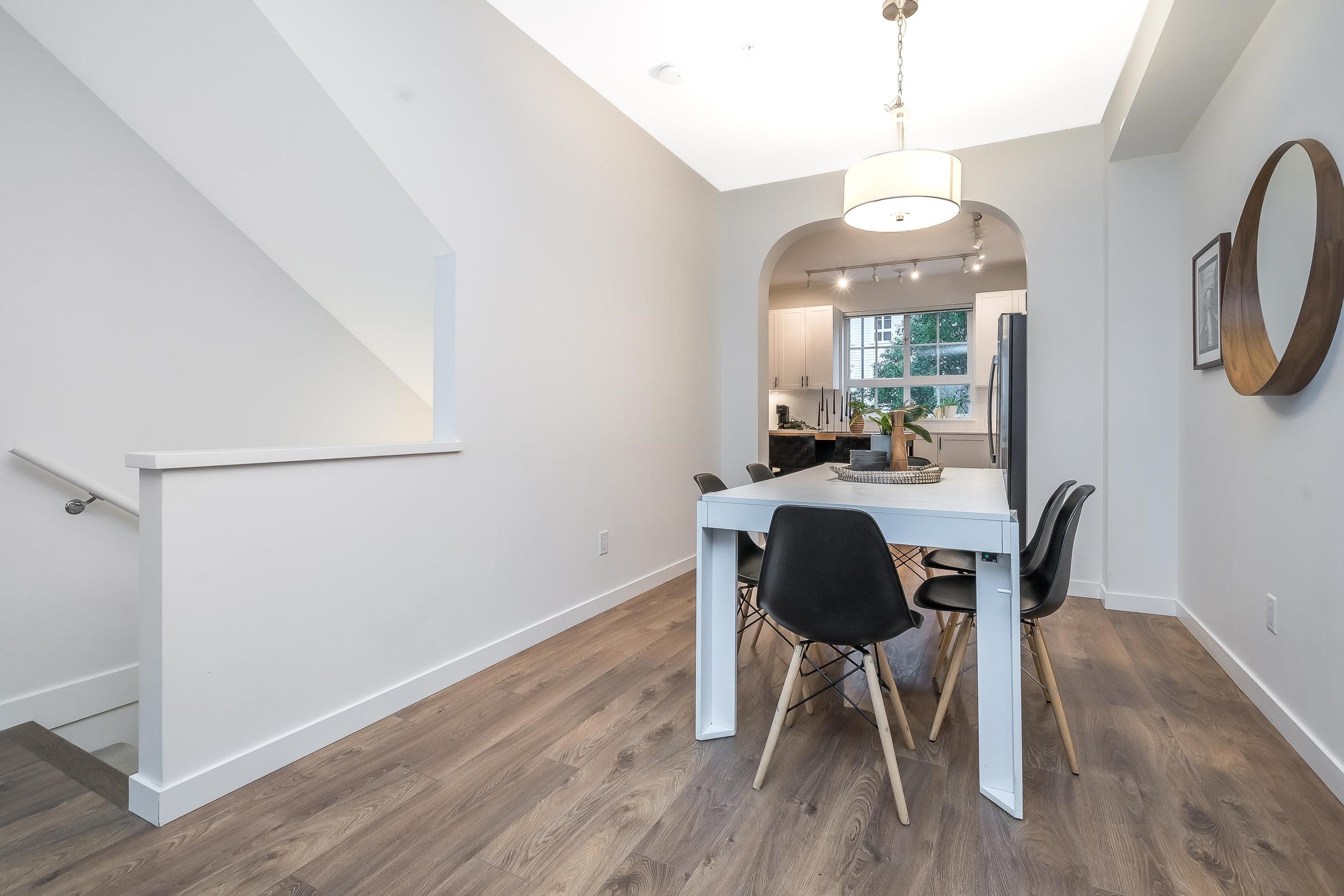 #60 8476 207A STREET - 6