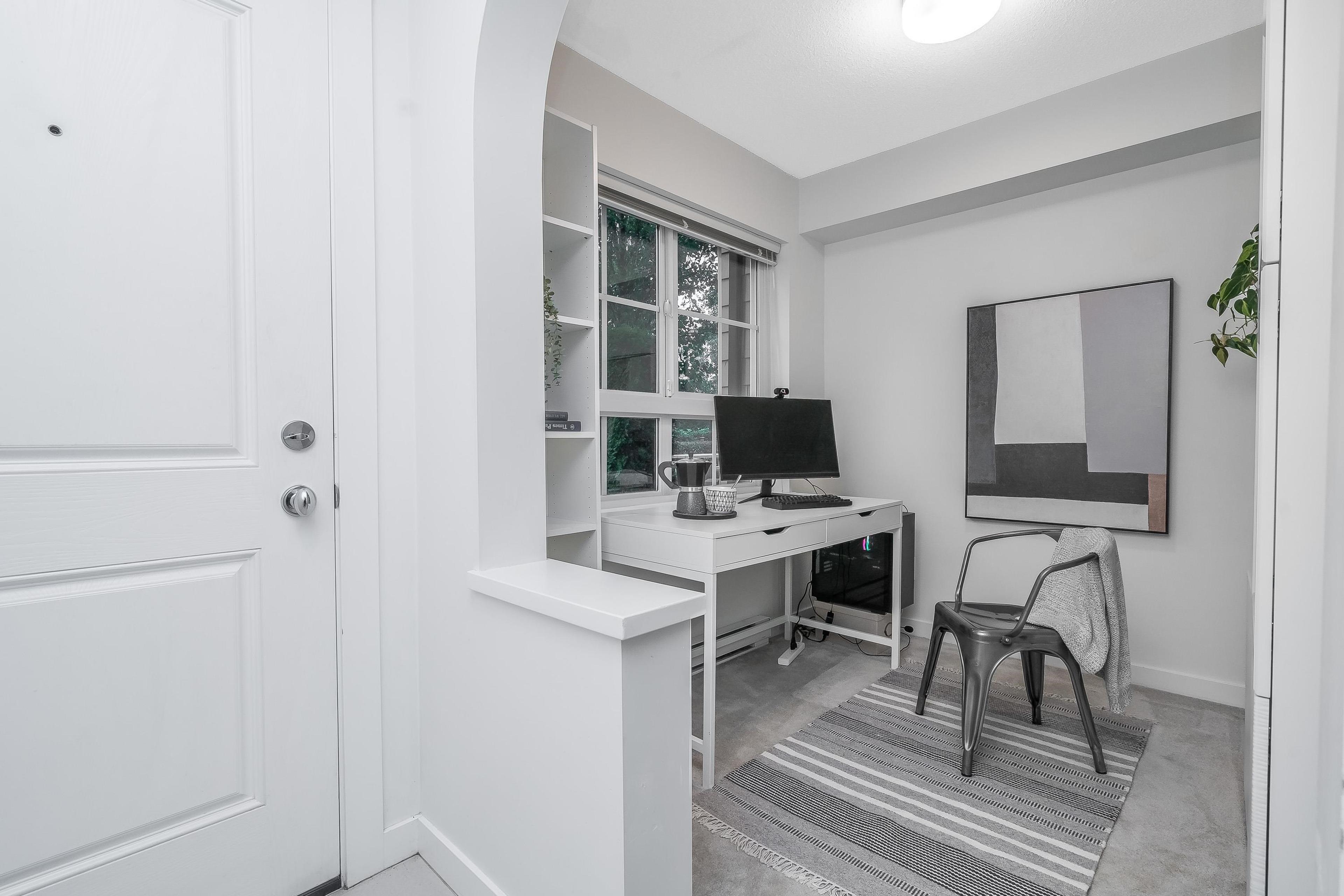 #60 8476 207A STREET - 31