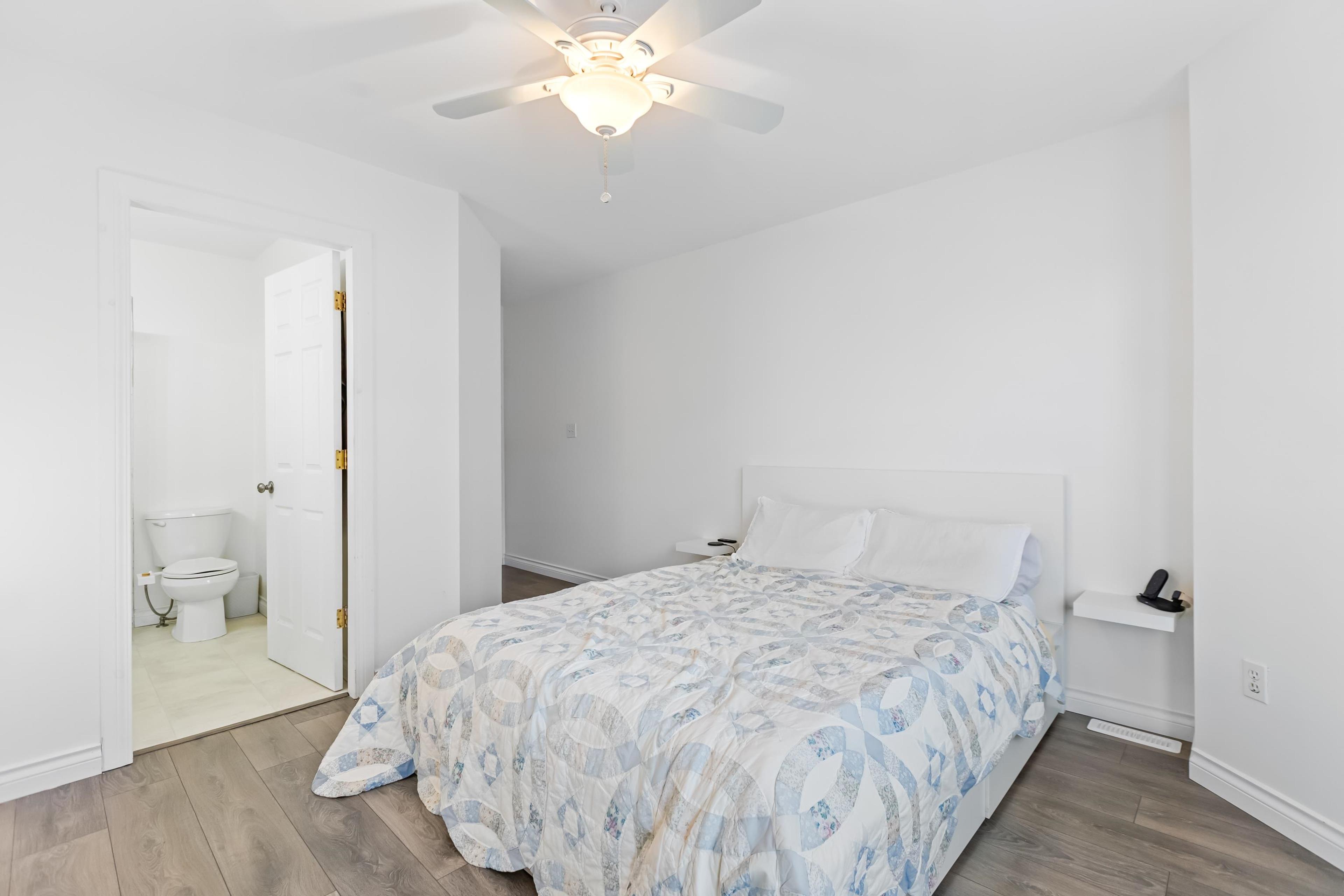 #30 32361 MCRAE AVENUE - 21