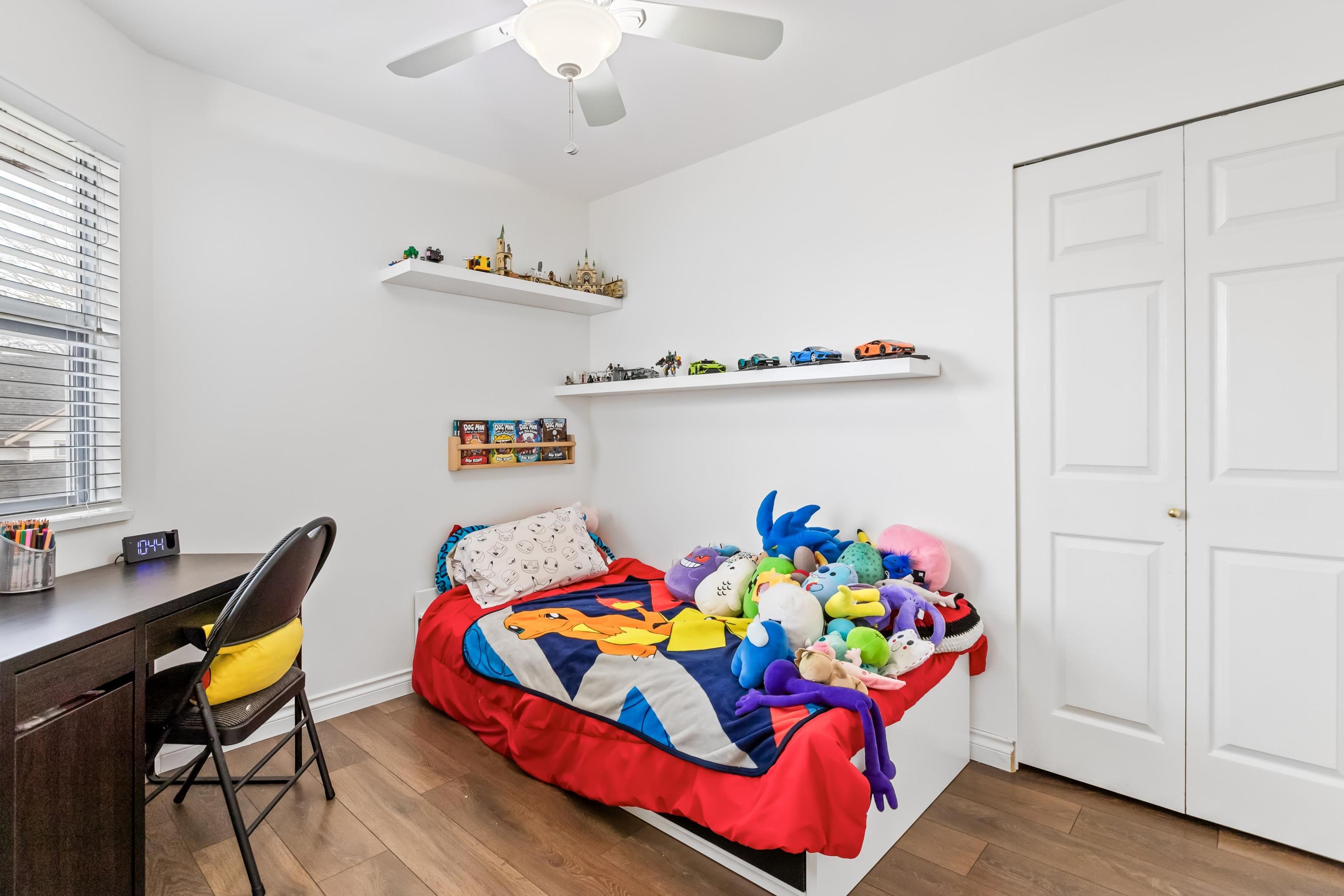 #30 32361 MCRAE AVENUE - 24