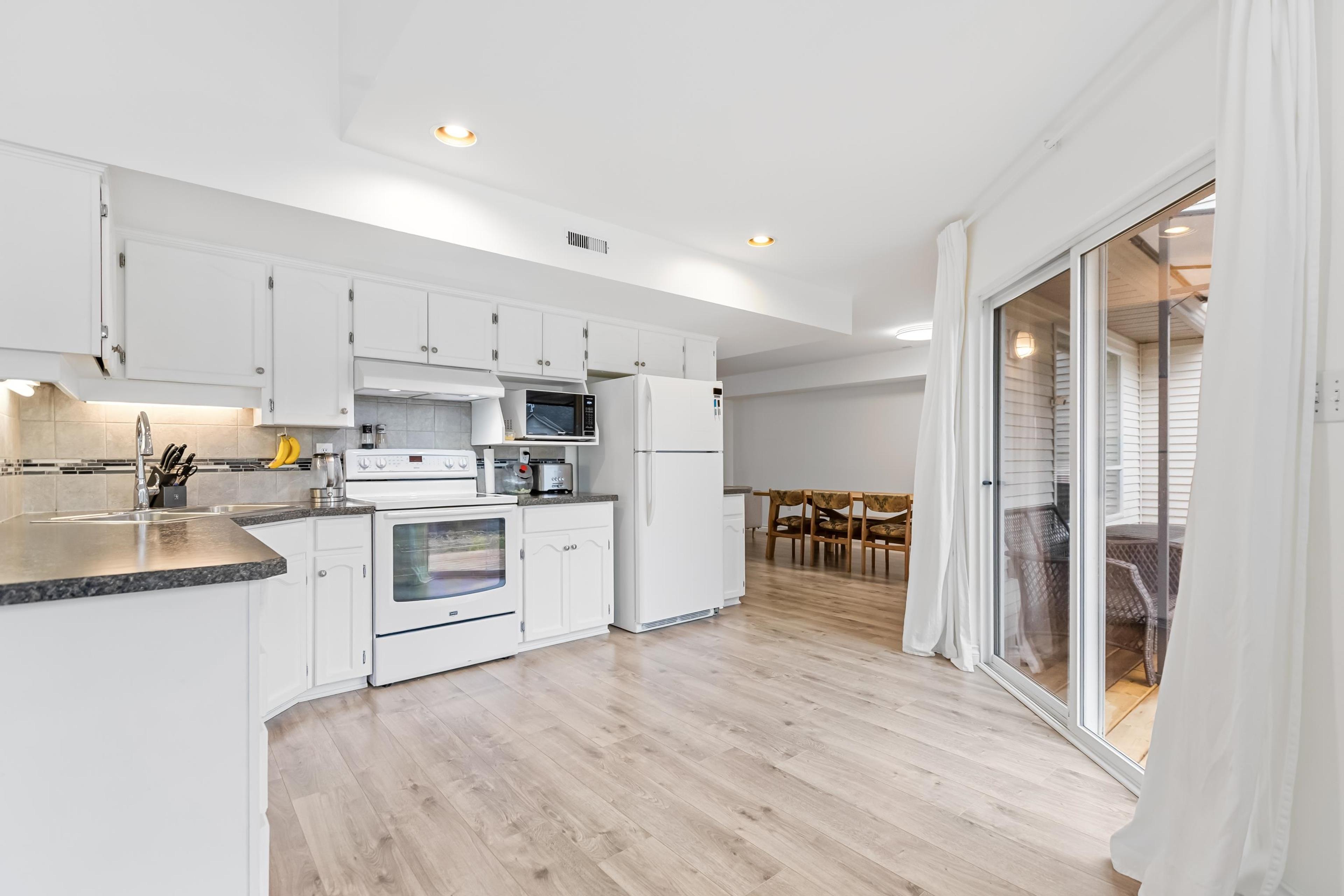 #30 32361 MCRAE AVENUE - 13