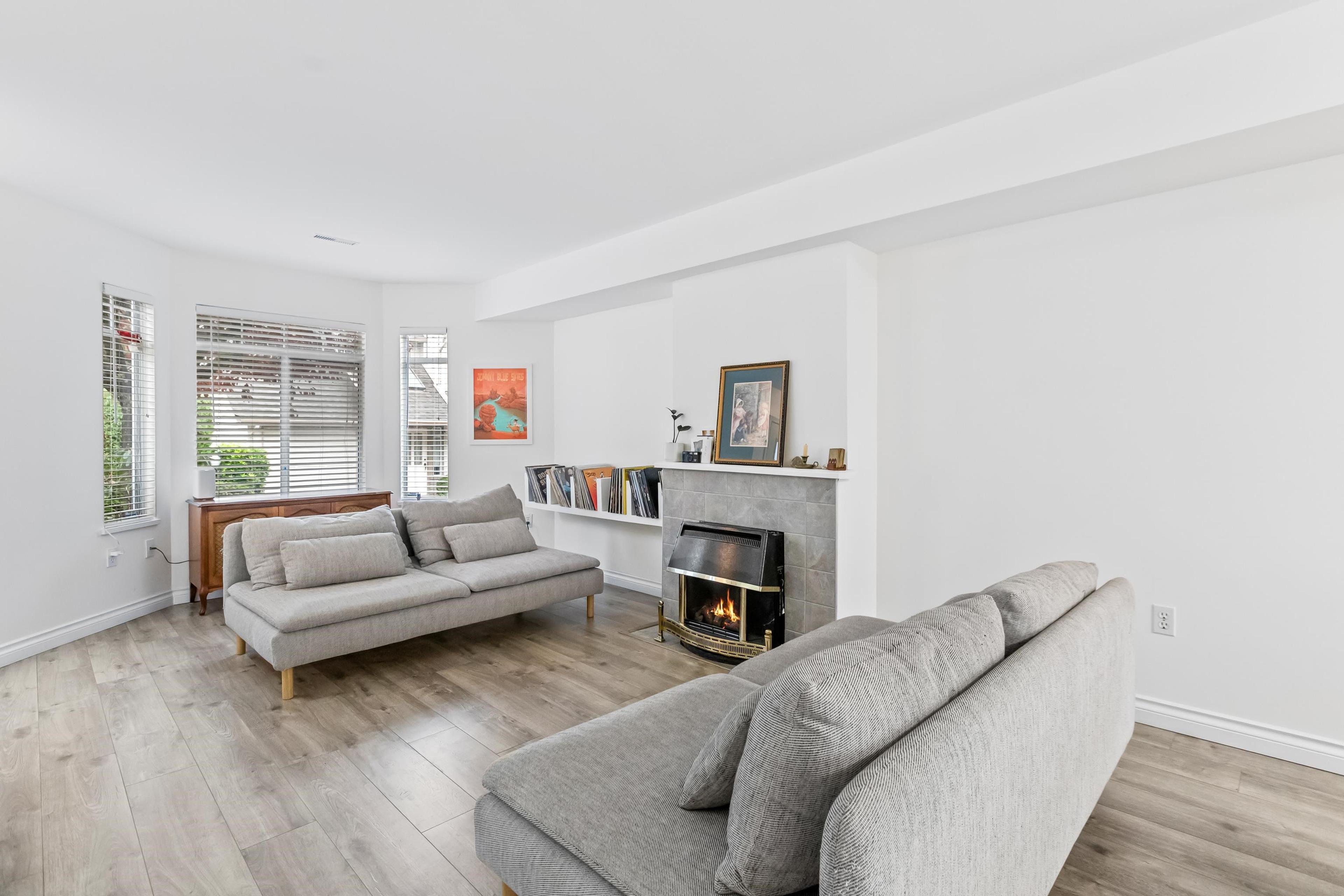 #30 32361 MCRAE AVENUE - 6