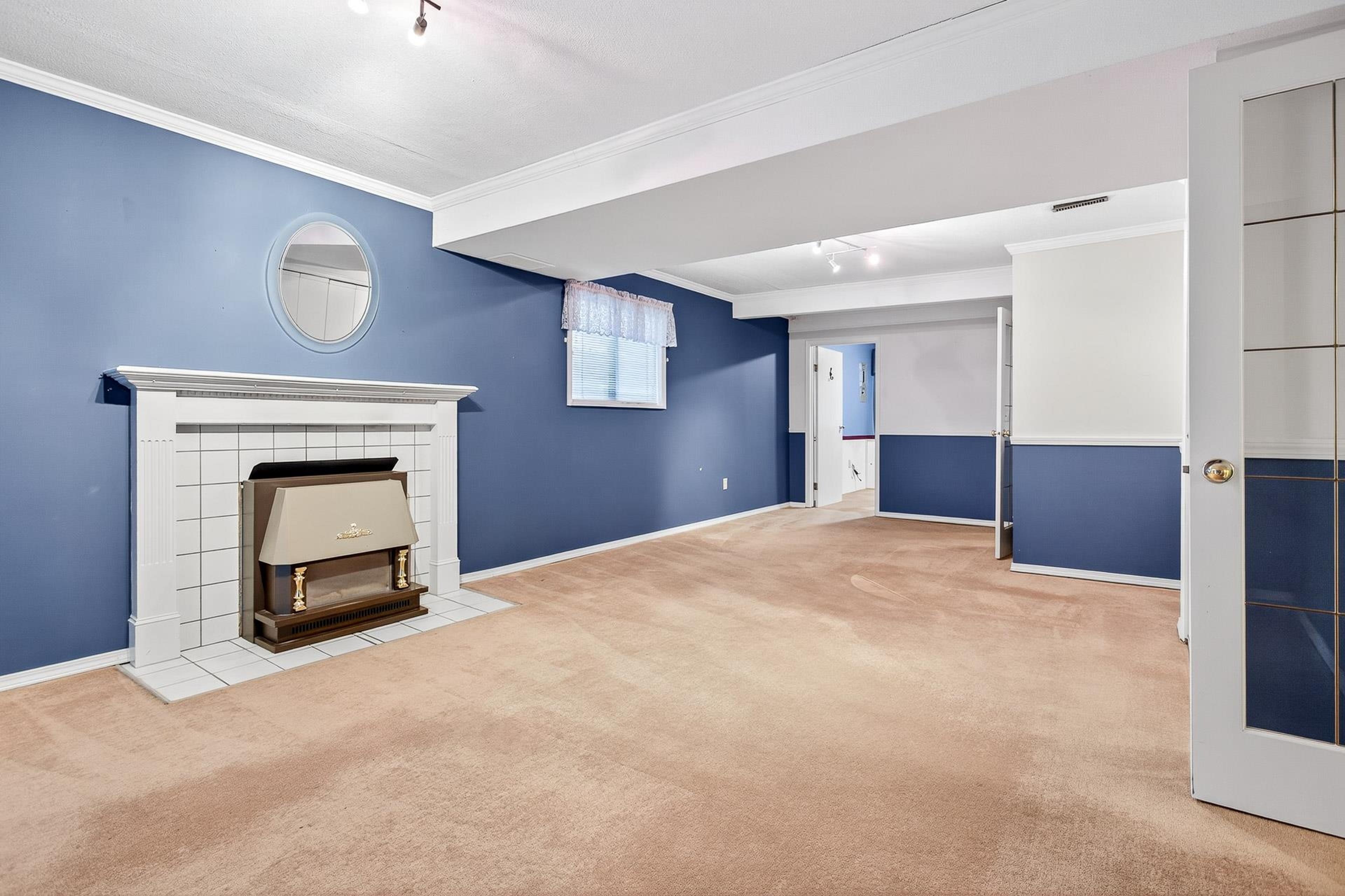 11918 BRUCE PLACE - 28