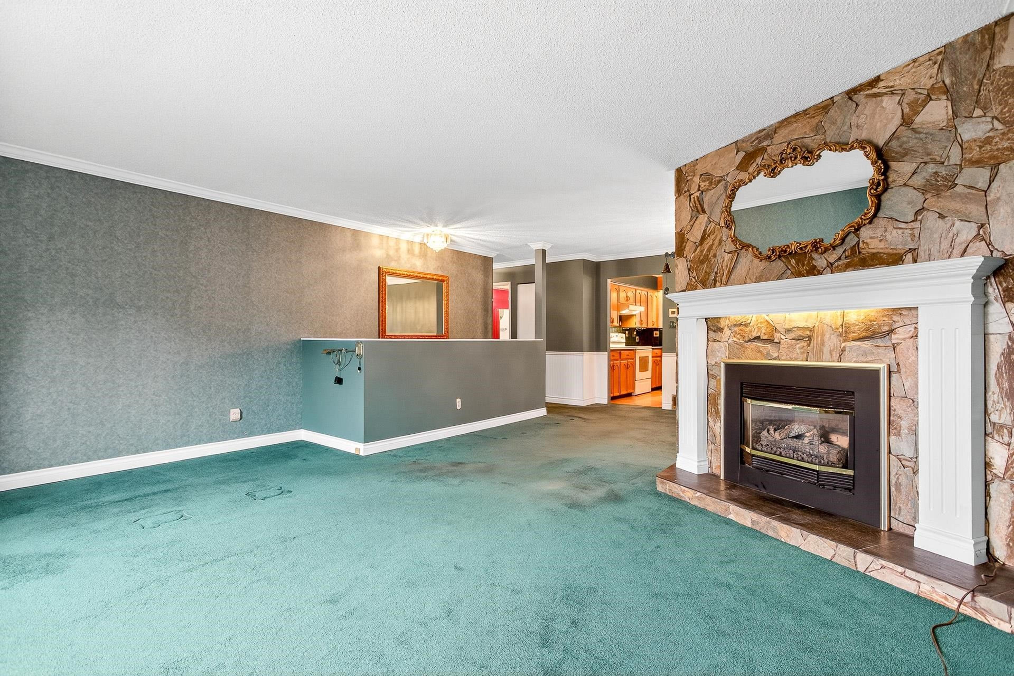 11918 BRUCE PLACE - 9