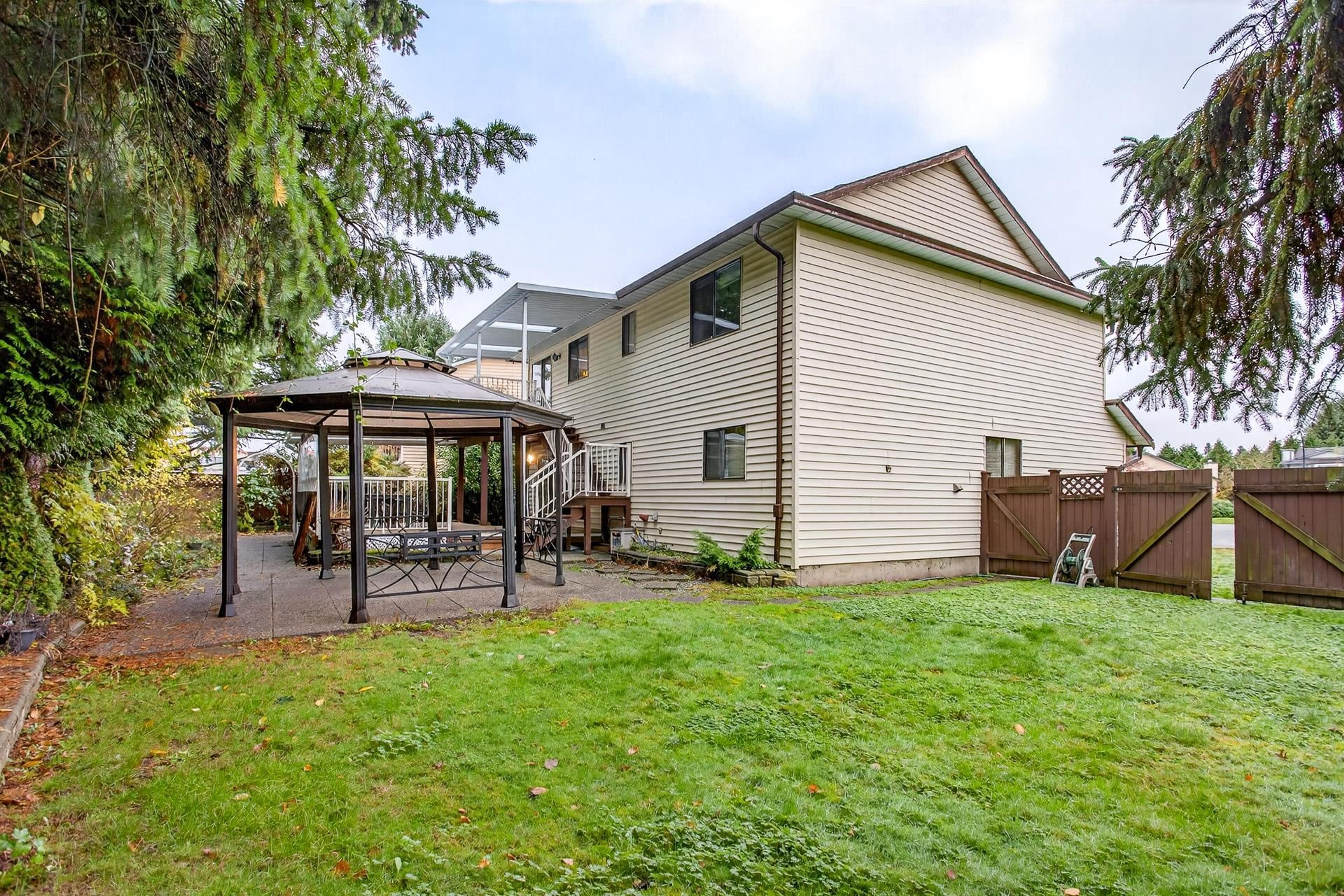 11918 BRUCE PLACE - 40