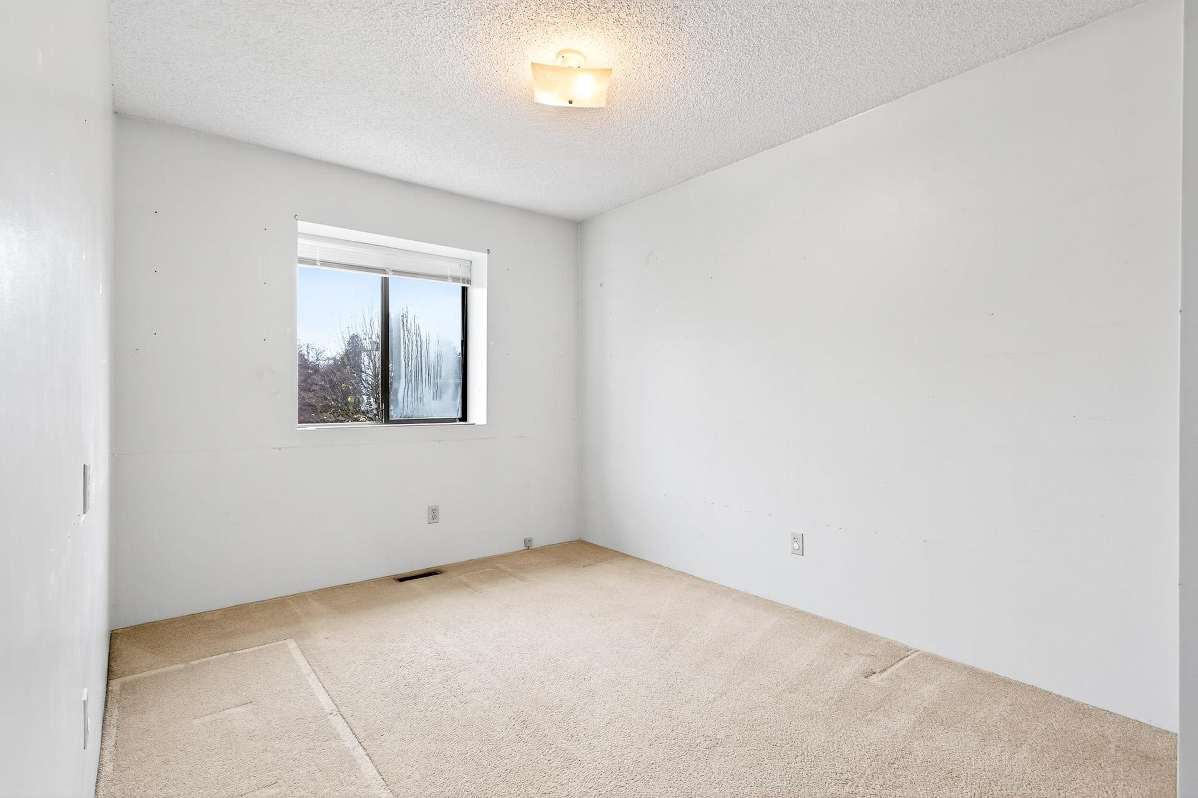 11918 BRUCE PLACE - 21