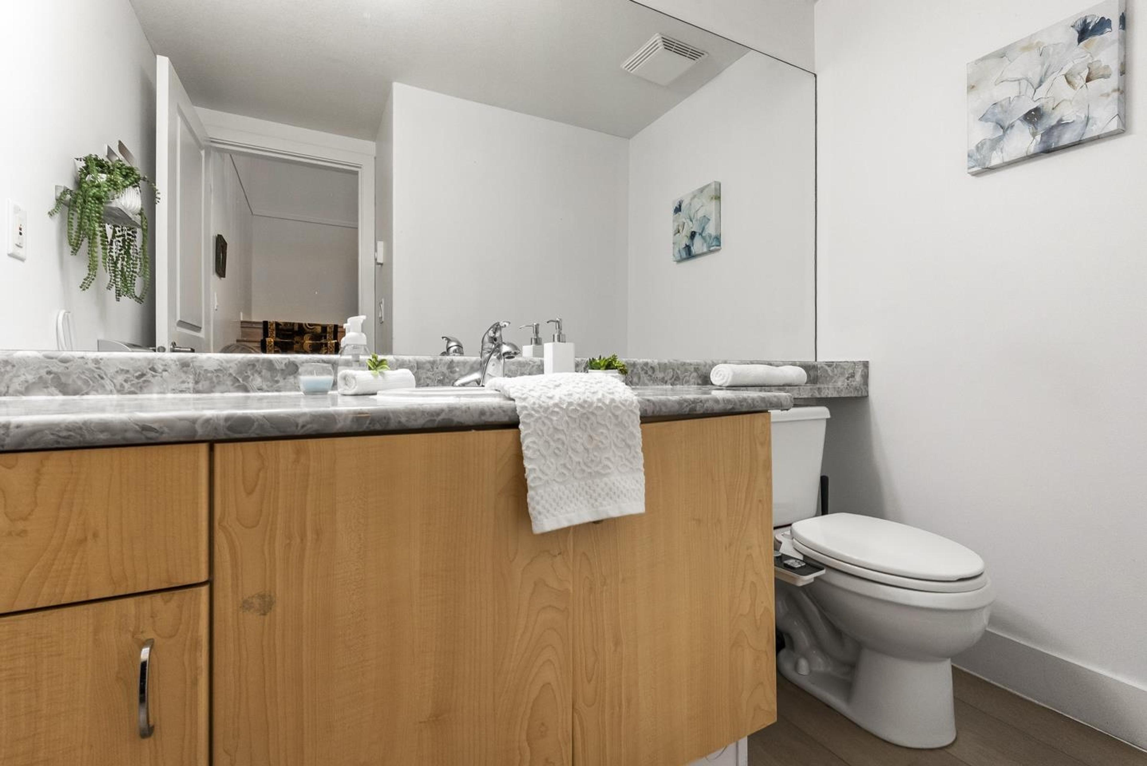 #18 5355 201A STREET - 13