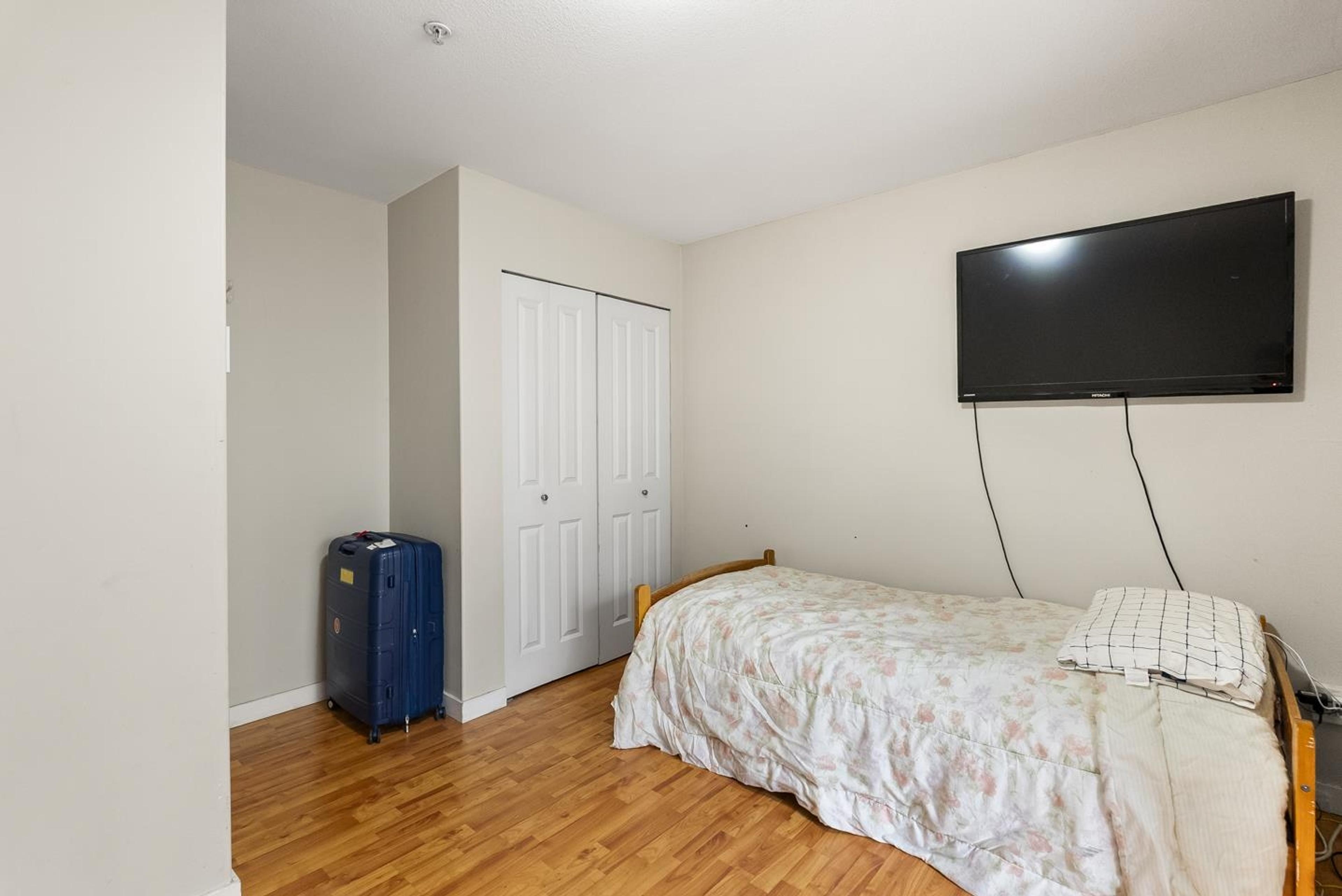 #18 5355 201A STREET - 26