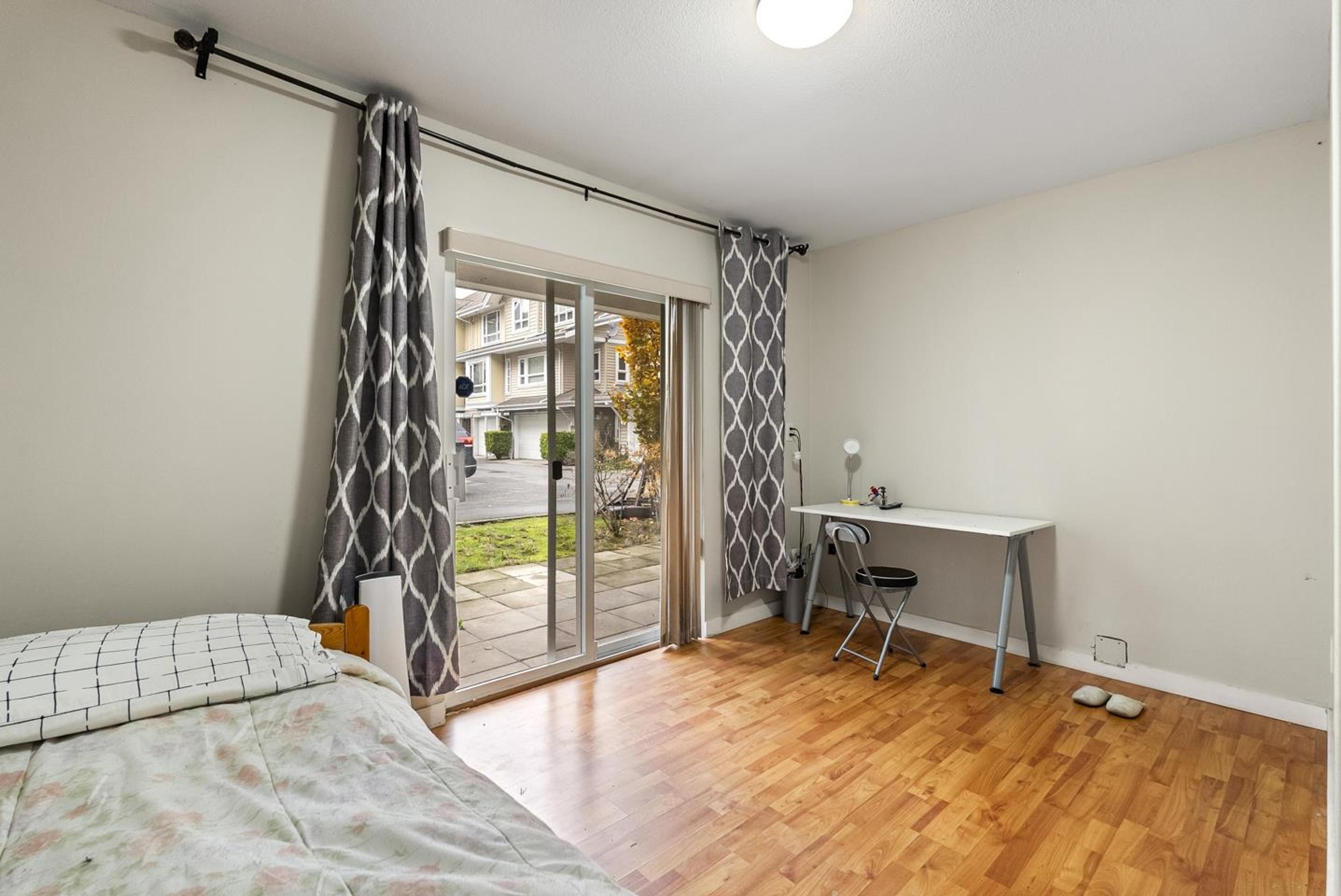 #18 5355 201A STREET - 25