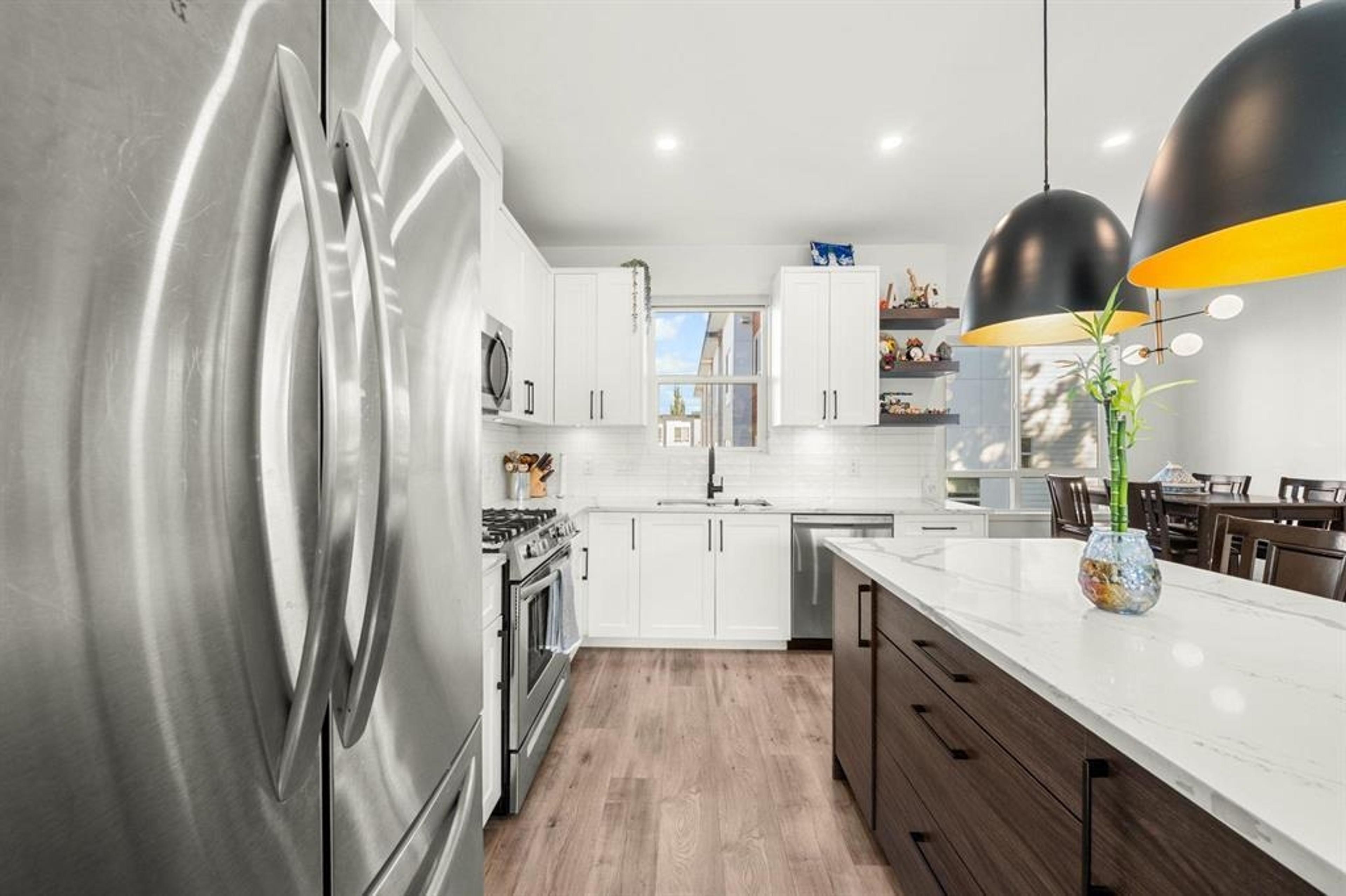 #5 27640 LANTERN AVENUE - 9