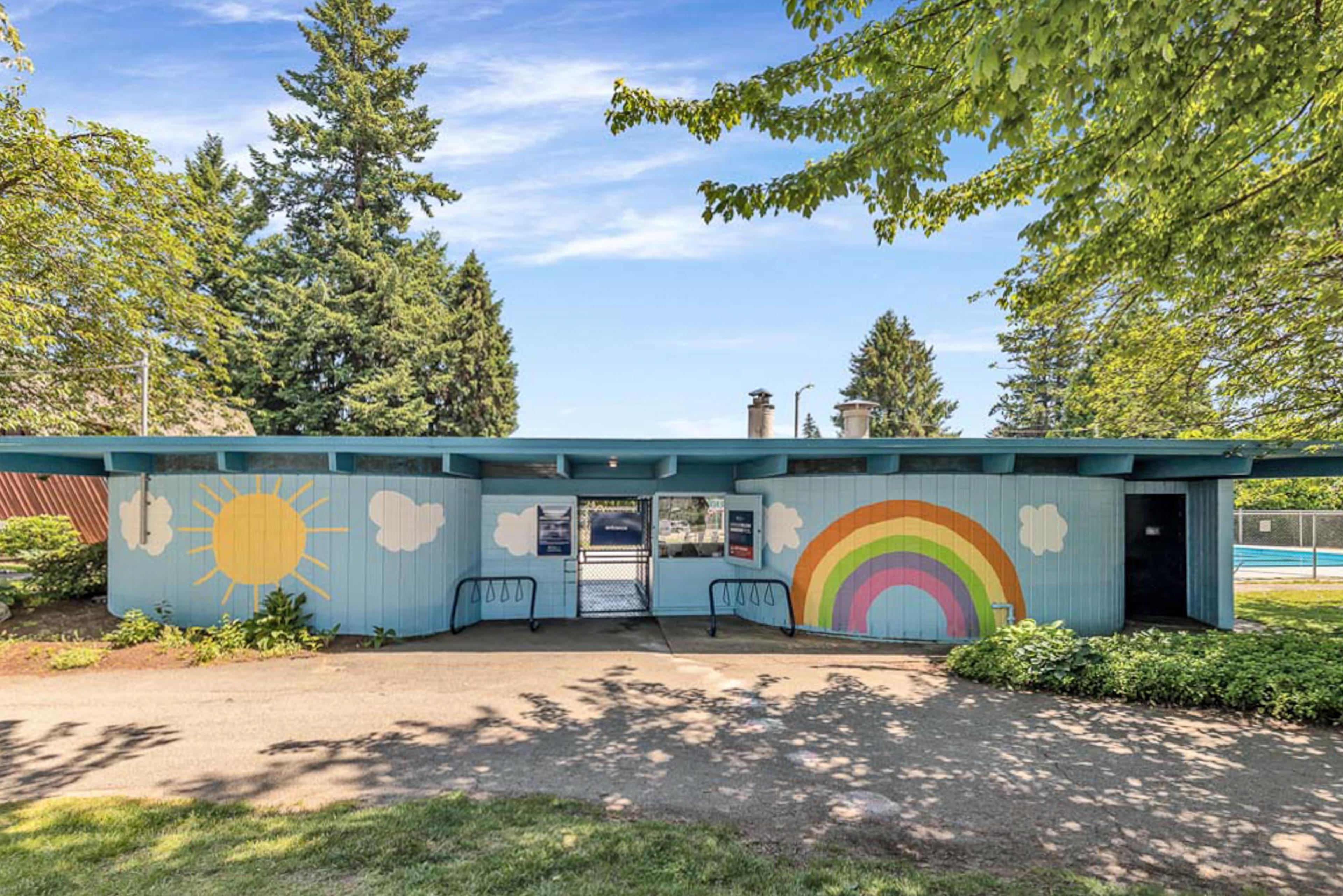 #12 20681 THORNE AVENUE - 30