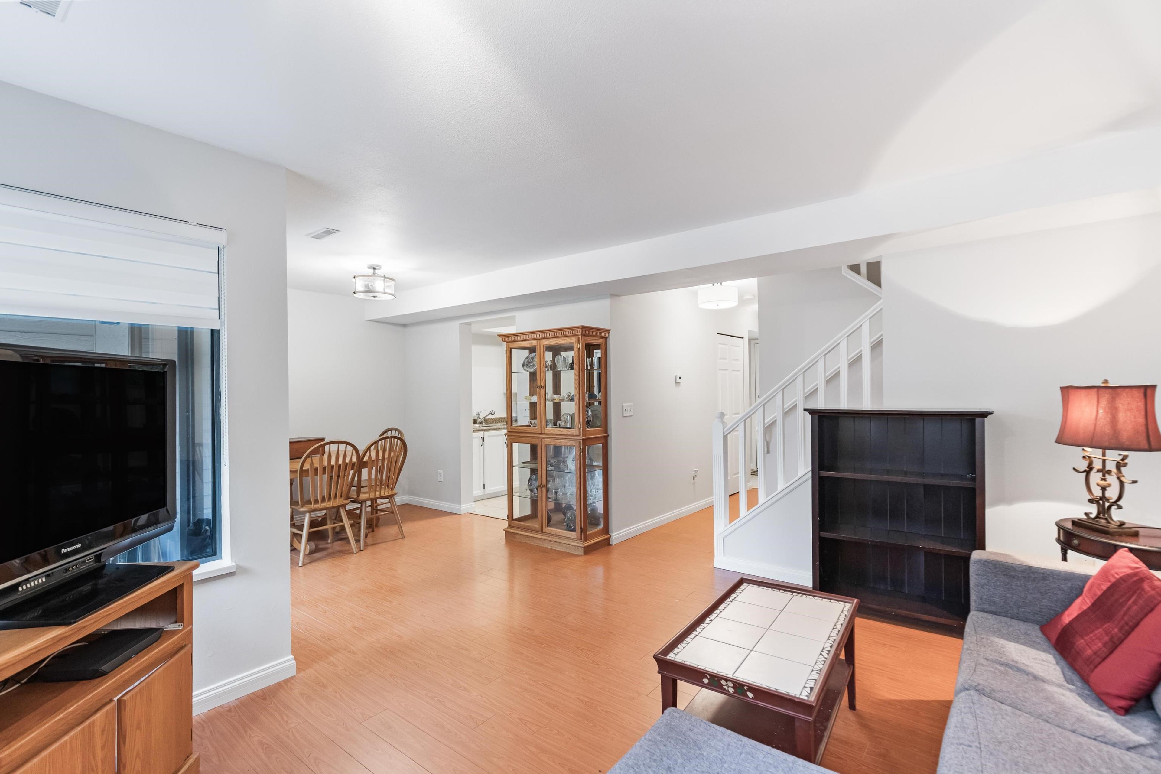 #12 20681 THORNE AVENUE - 15