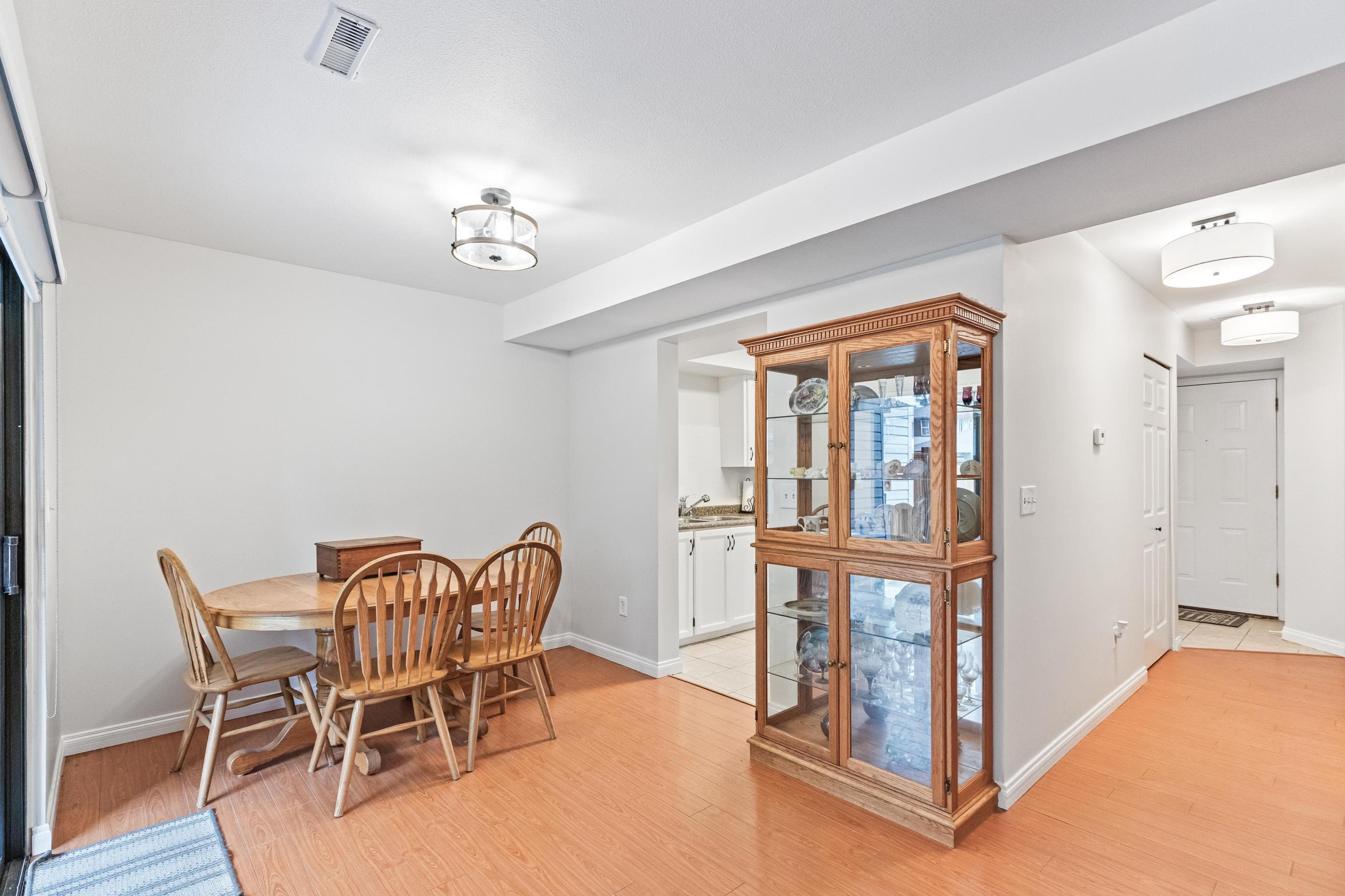 #12 20681 THORNE AVENUE - 11