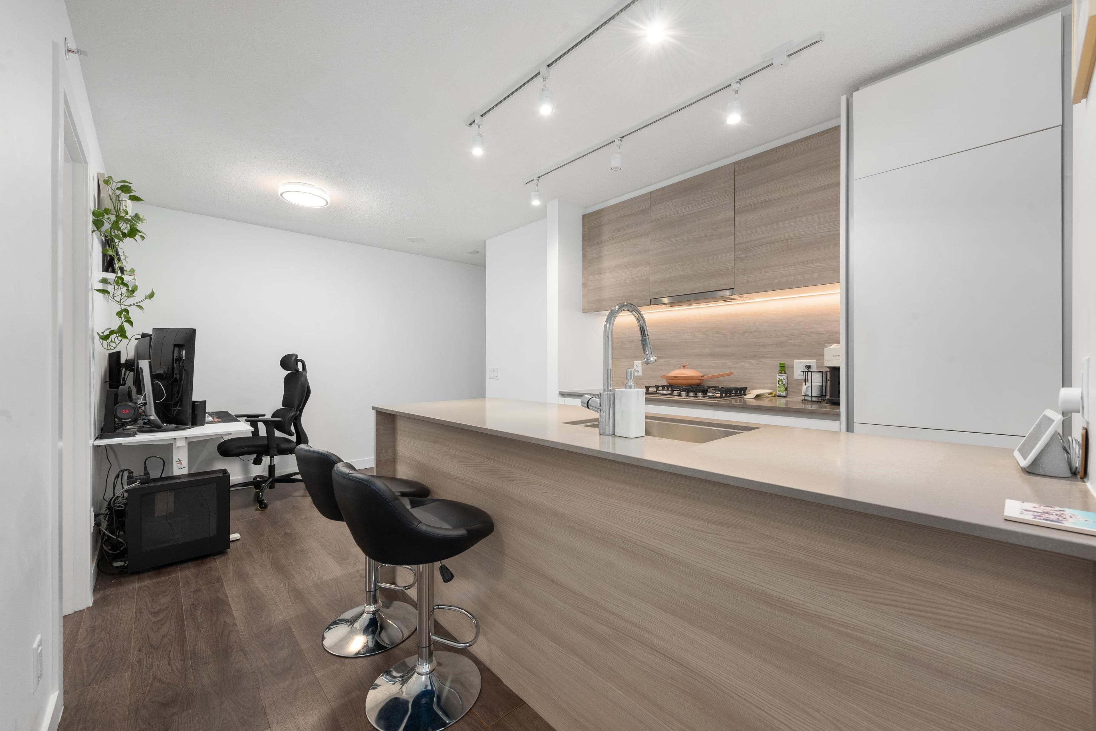 #2509 908 QUAYSIDE DRIVE - 5