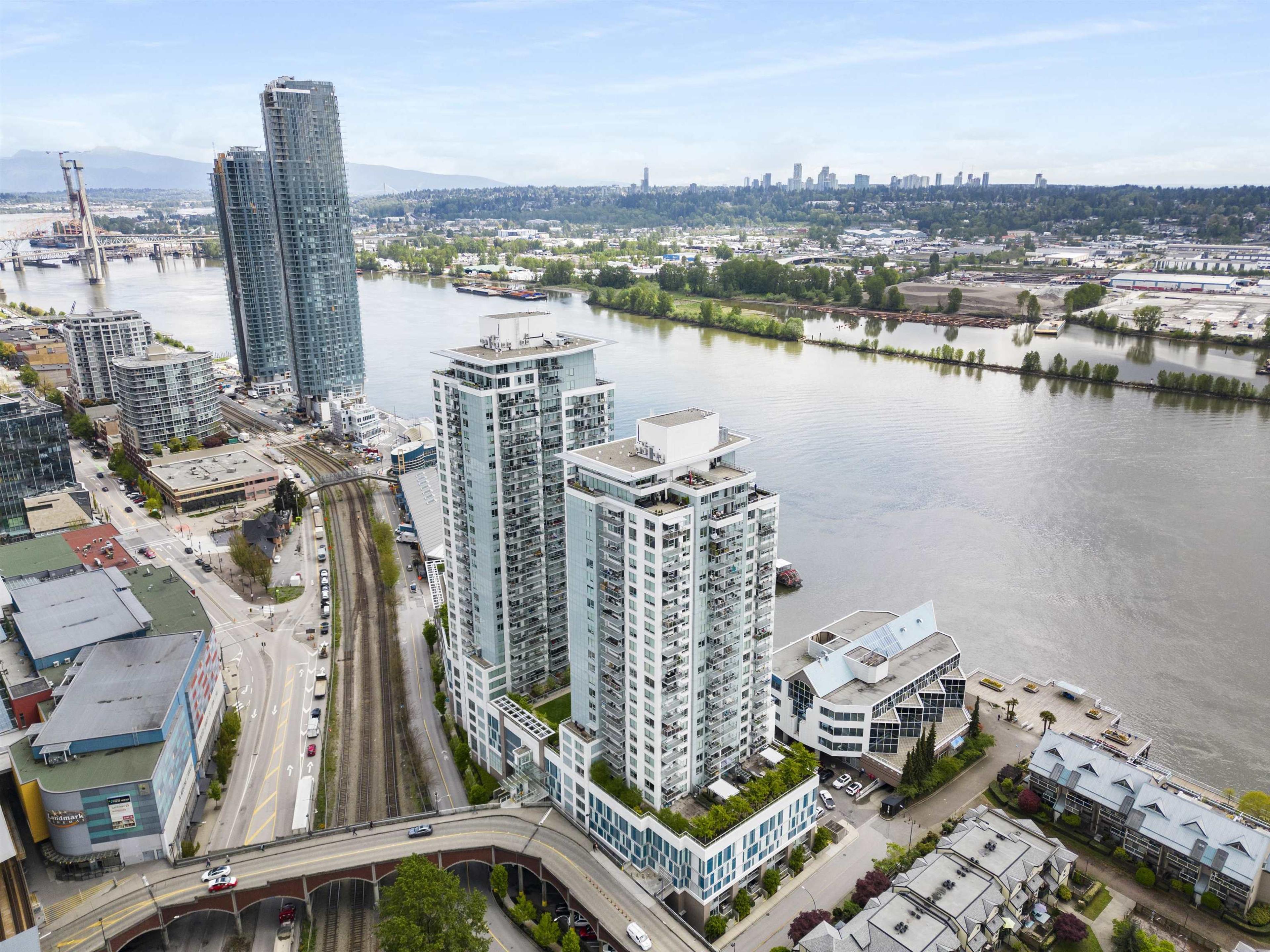 #2509 908 QUAYSIDE DRIVE - 29