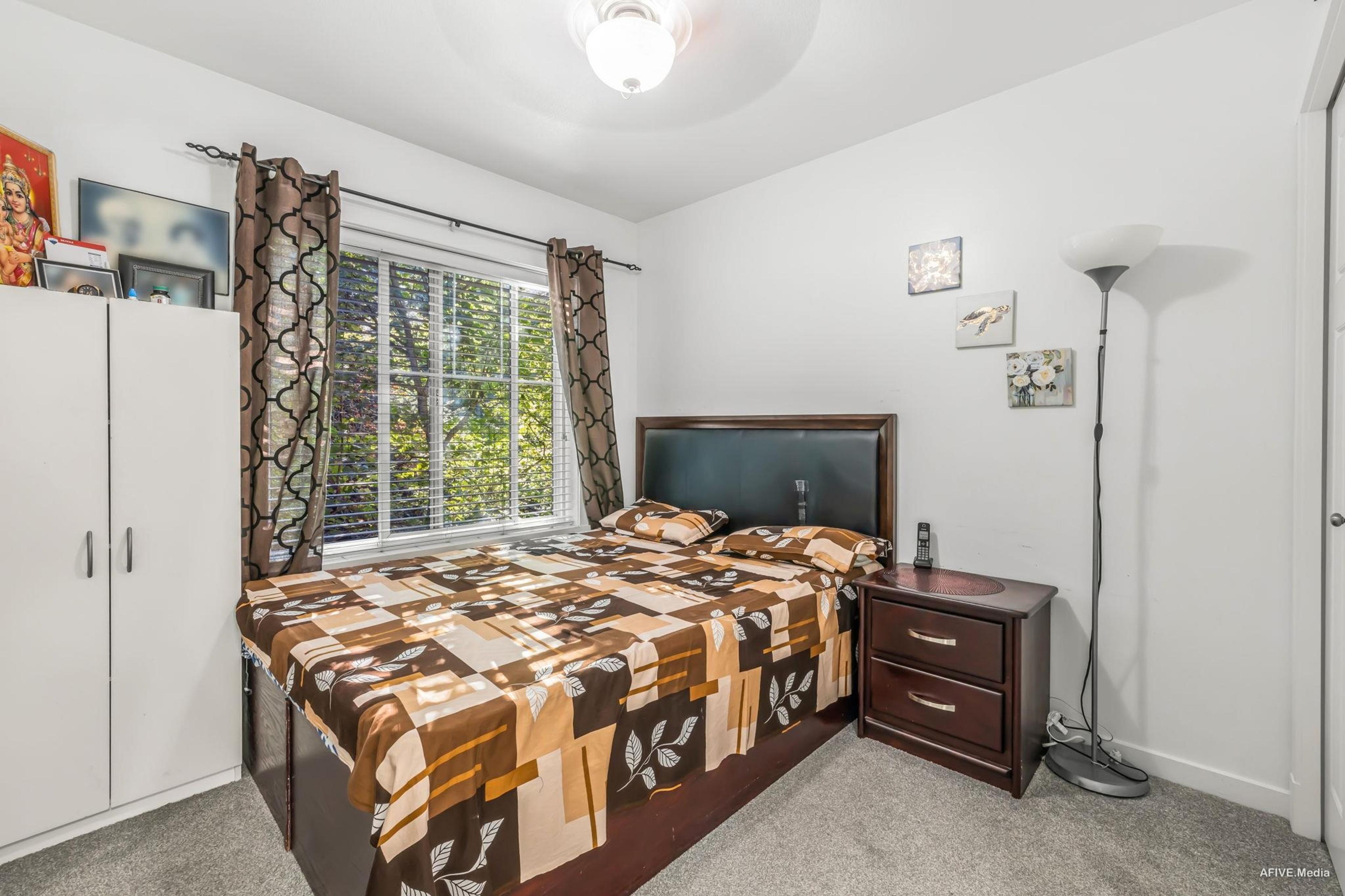 #36 6123 138TH STREET - 17